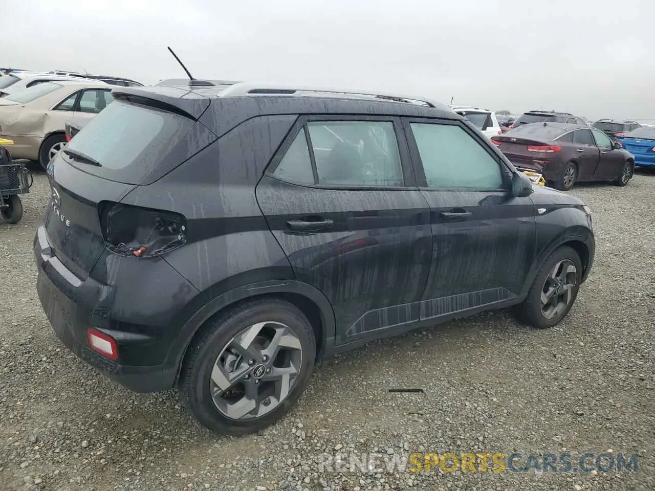 3 Фотография поврежденного автомобиля KMHRC8A36PU268930 HYUNDAI VENUE 2023