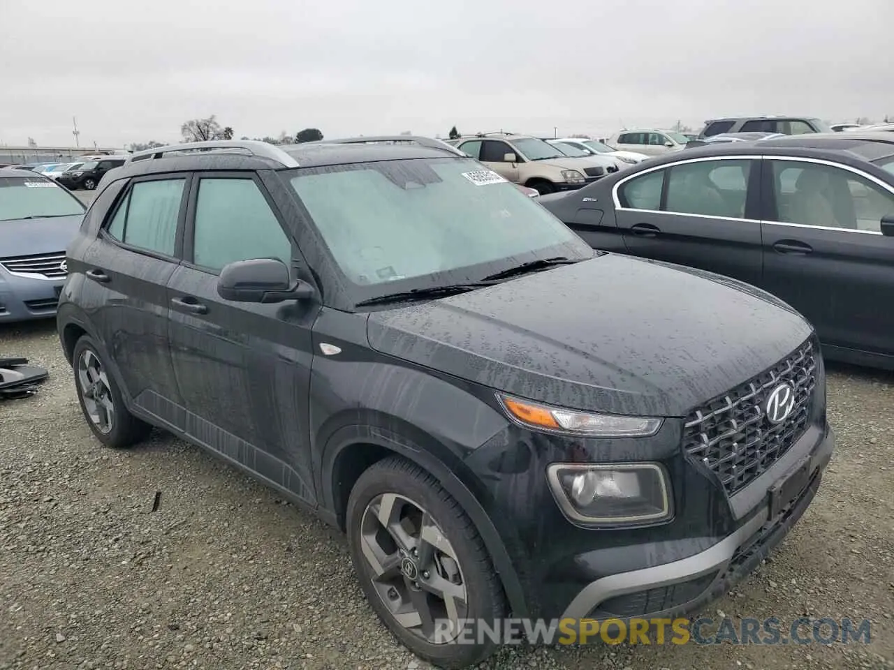 4 Фотография поврежденного автомобиля KMHRC8A36PU268930 HYUNDAI VENUE 2023