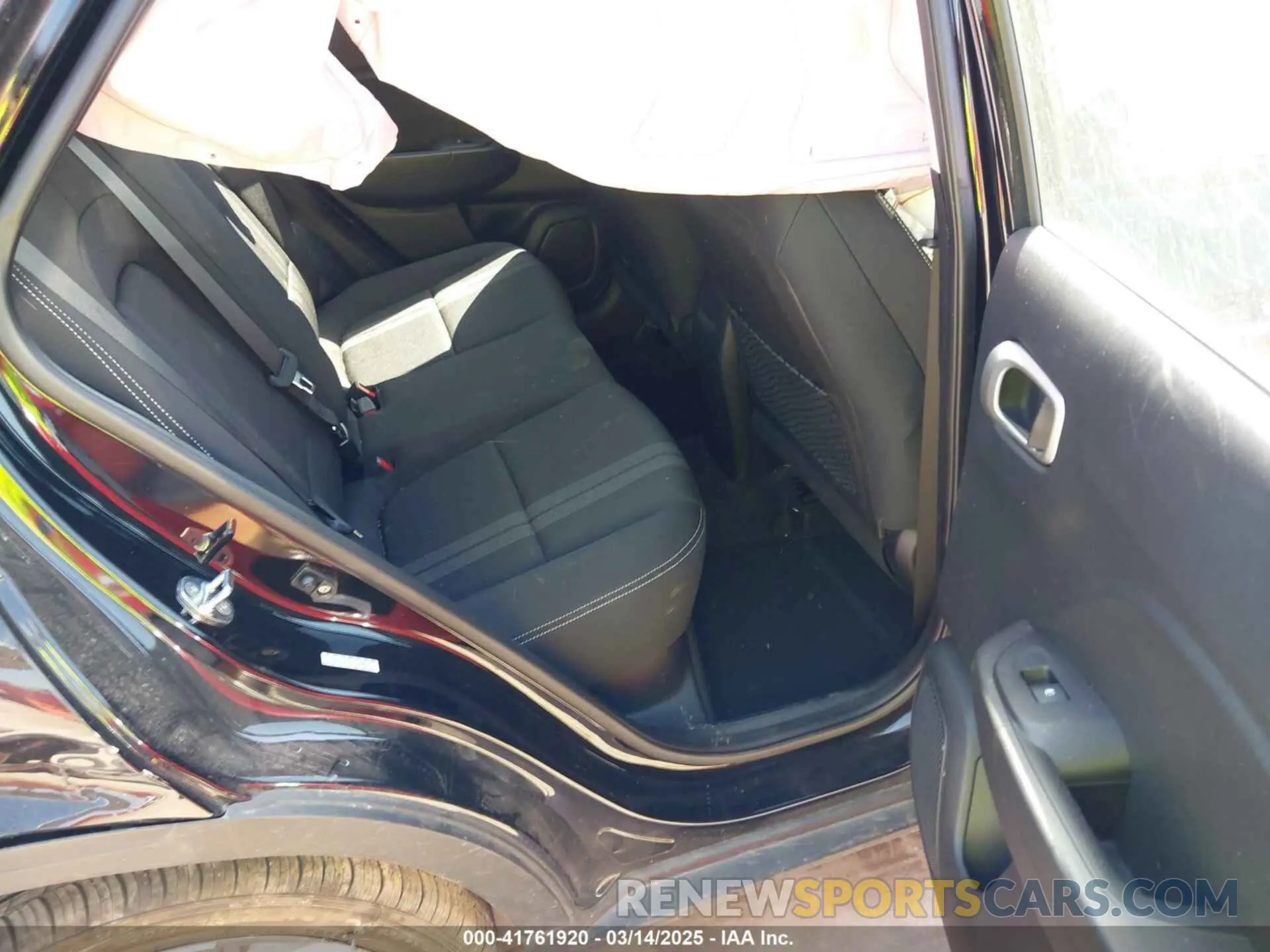 8 Фотография поврежденного автомобиля KMHRC8A37PU210079 HYUNDAI VENUE 2023