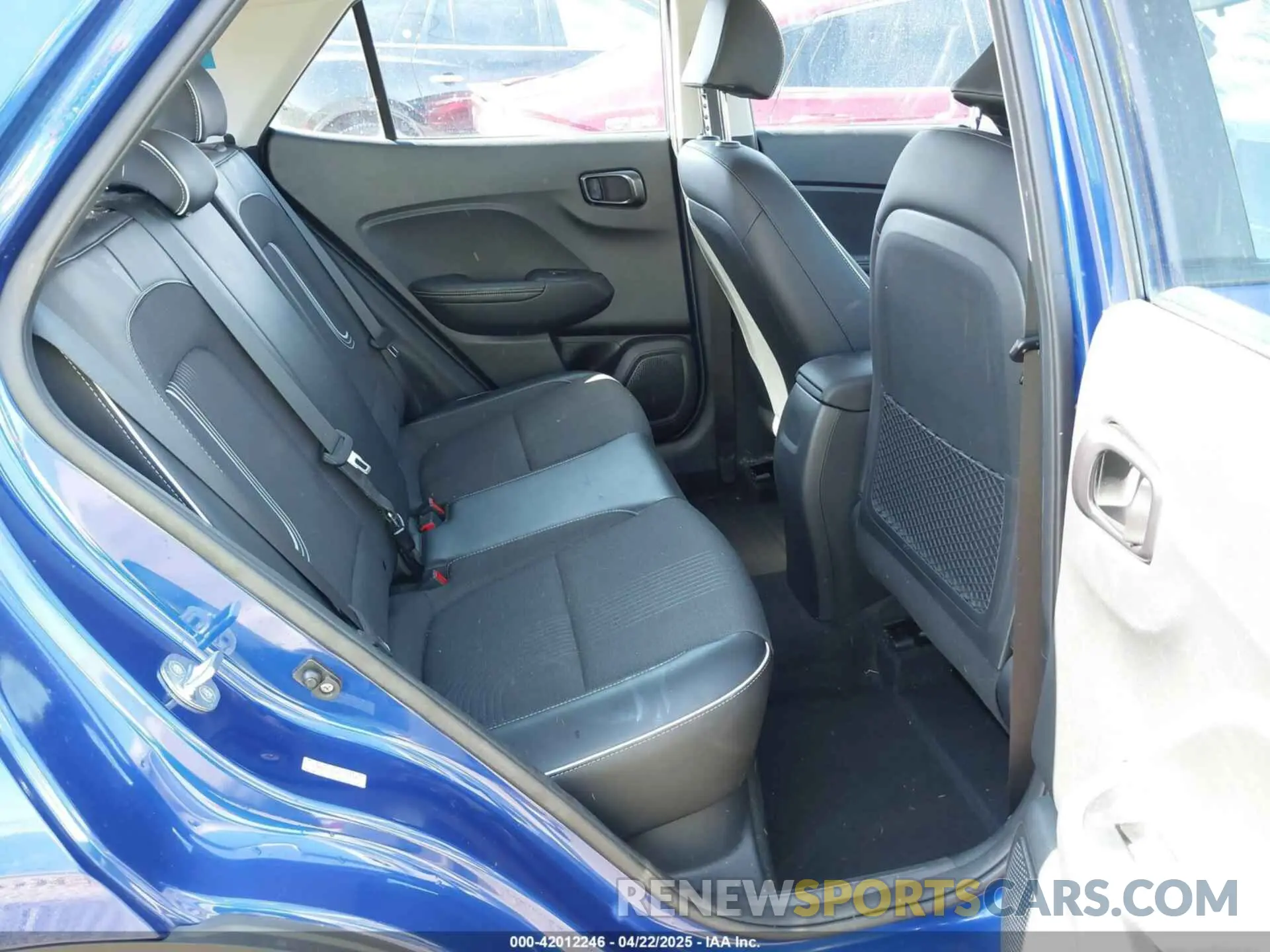 8 Фотография поврежденного автомобиля KMHRC8A37PU228419 HYUNDAI VENUE 2023