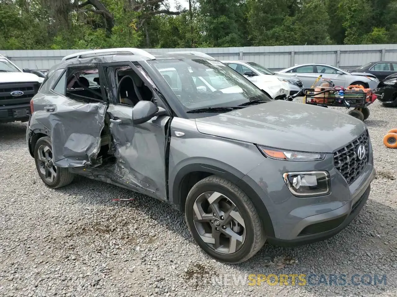 4 Photograph of a damaged car KMHRC8A38PU232592 HYUNDAI VENUE 2023