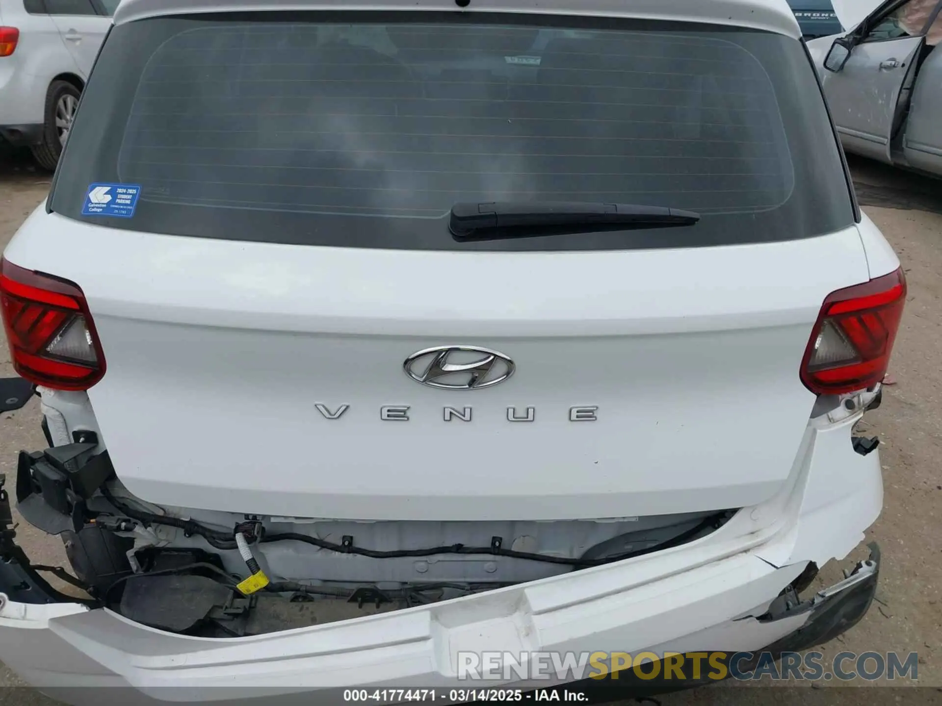 16 Фотография поврежденного автомобиля KMHRC8A39PU272664 HYUNDAI VENUE 2023