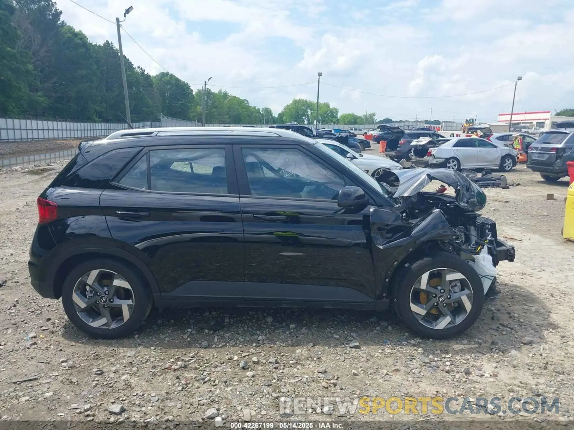 14 Photograph of a damaged car KMHRC8A30RU296273 HYUNDAI VENUE 2024