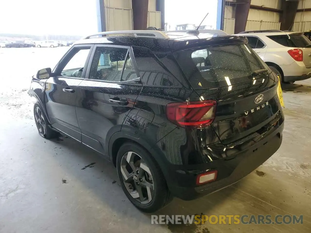 2 Фотография поврежденного автомобиля KMHRC8A30RU320524 HYUNDAI VENUE 2024