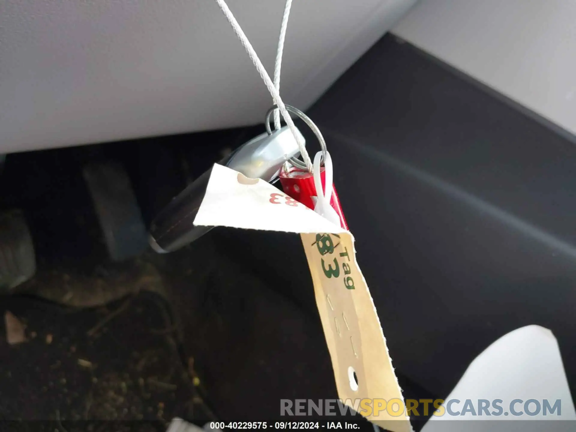 11 Photograph of a damaged car KMHRC8A33RU283727 HYUNDAI VENUE 2024