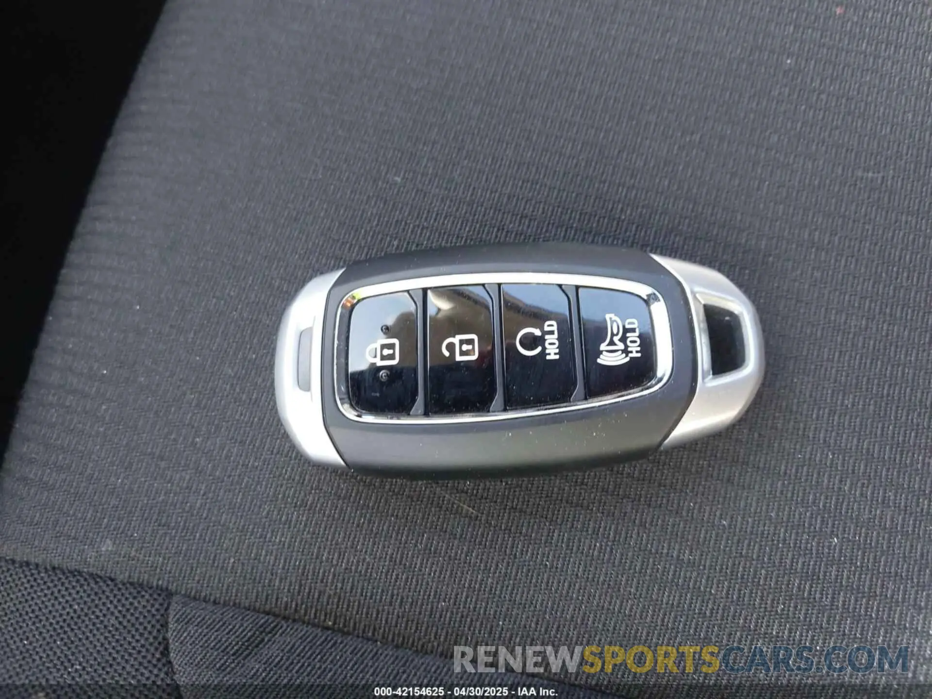 11 Фотография поврежденного автомобиля KMHRC8A33RU326558 HYUNDAI VENUE 2024