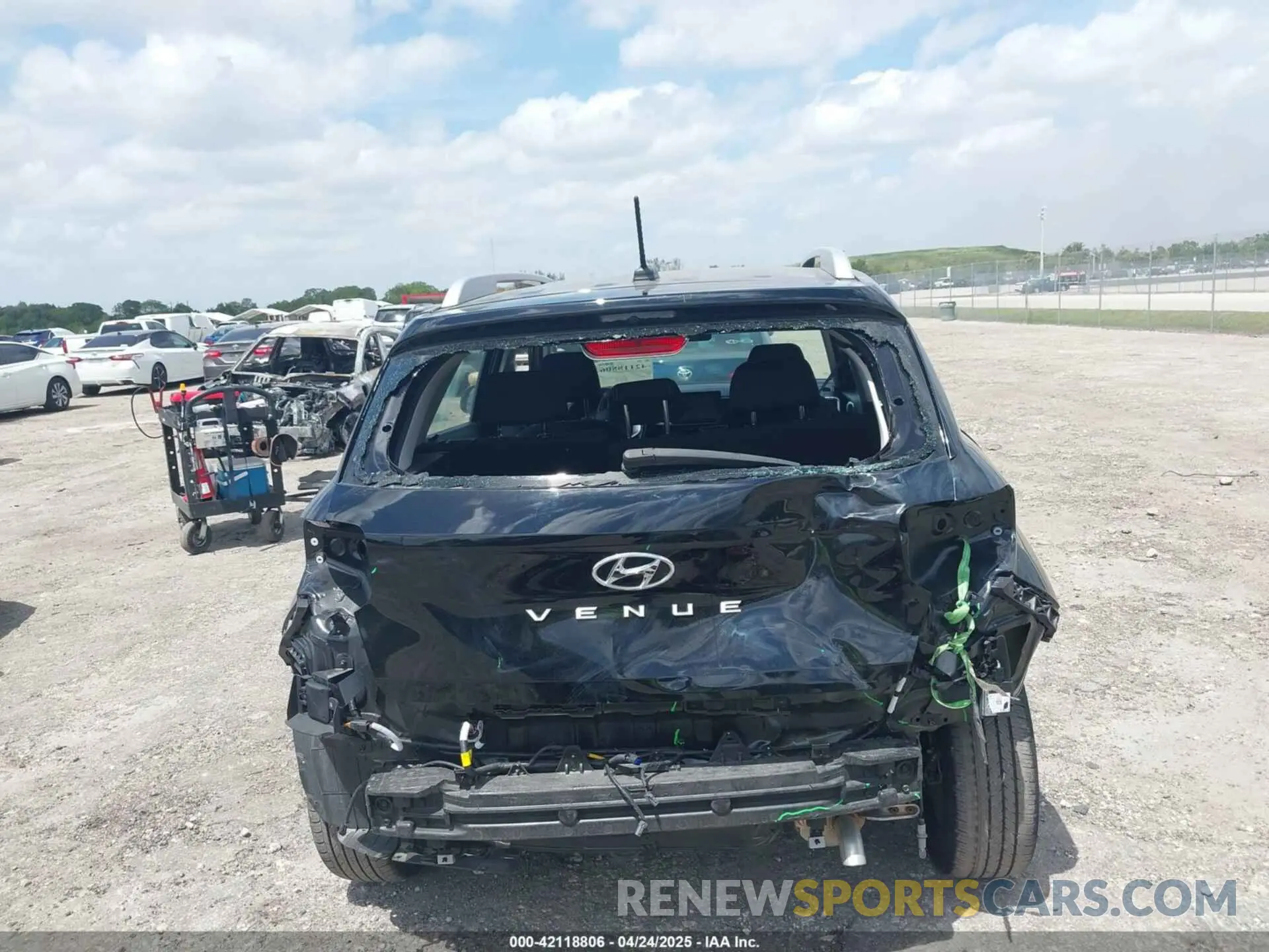 17 Photograph of a damaged car KMHRC8A34RU314435 HYUNDAI VENUE 2024