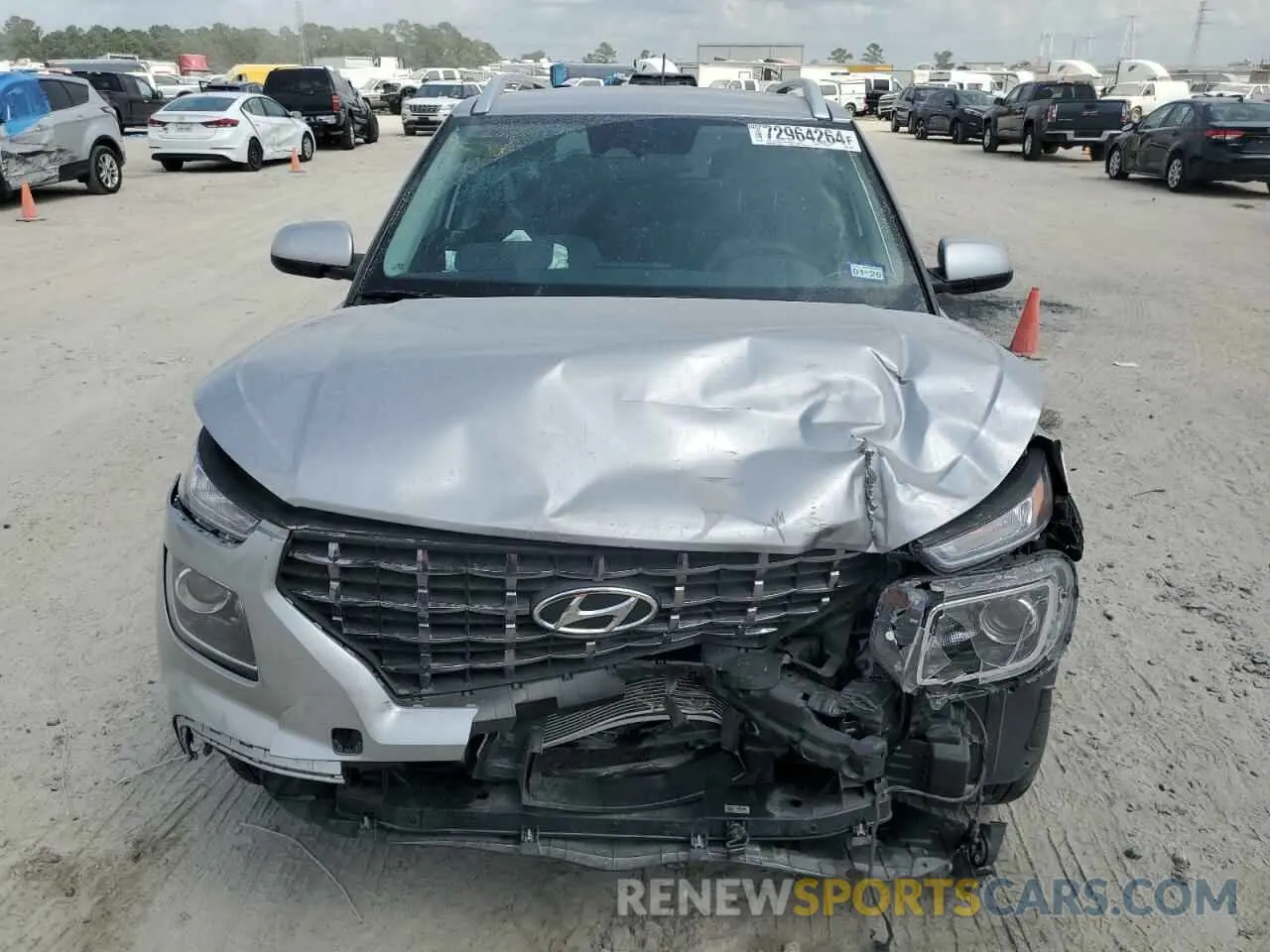 5 Photograph of a damaged car KMHRC8A38RU288955 HYUNDAI VENUE 2024