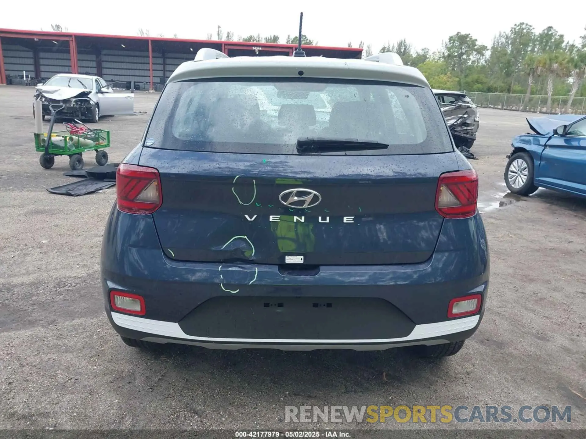 16 Photograph of a damaged car KMHRC8A3XSU370482 HYUNDAI VENUE 2025