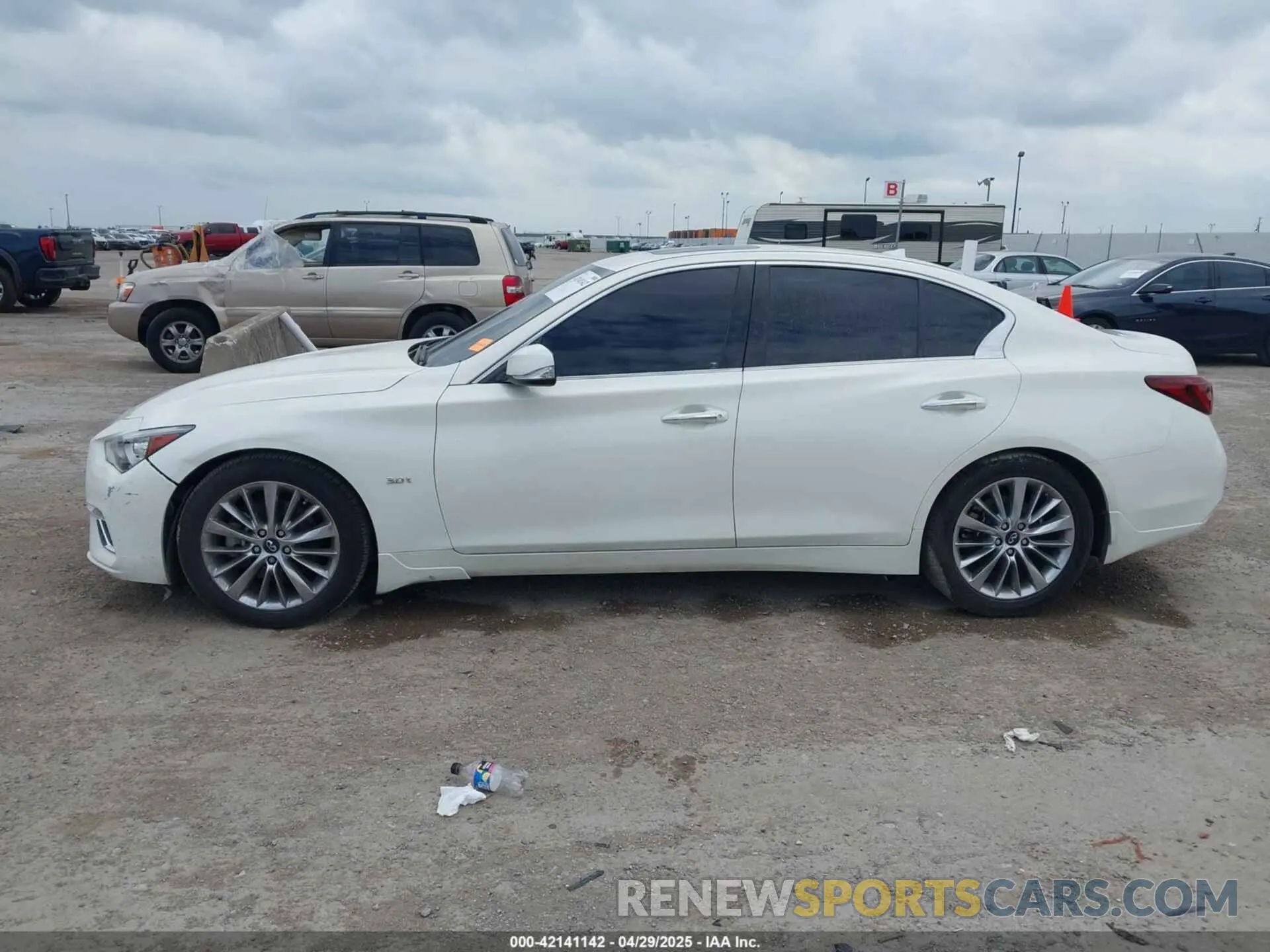 14 Фотография поврежденного автомобиля JN1EV7AP0KM514067 INFINITI Q50 2019