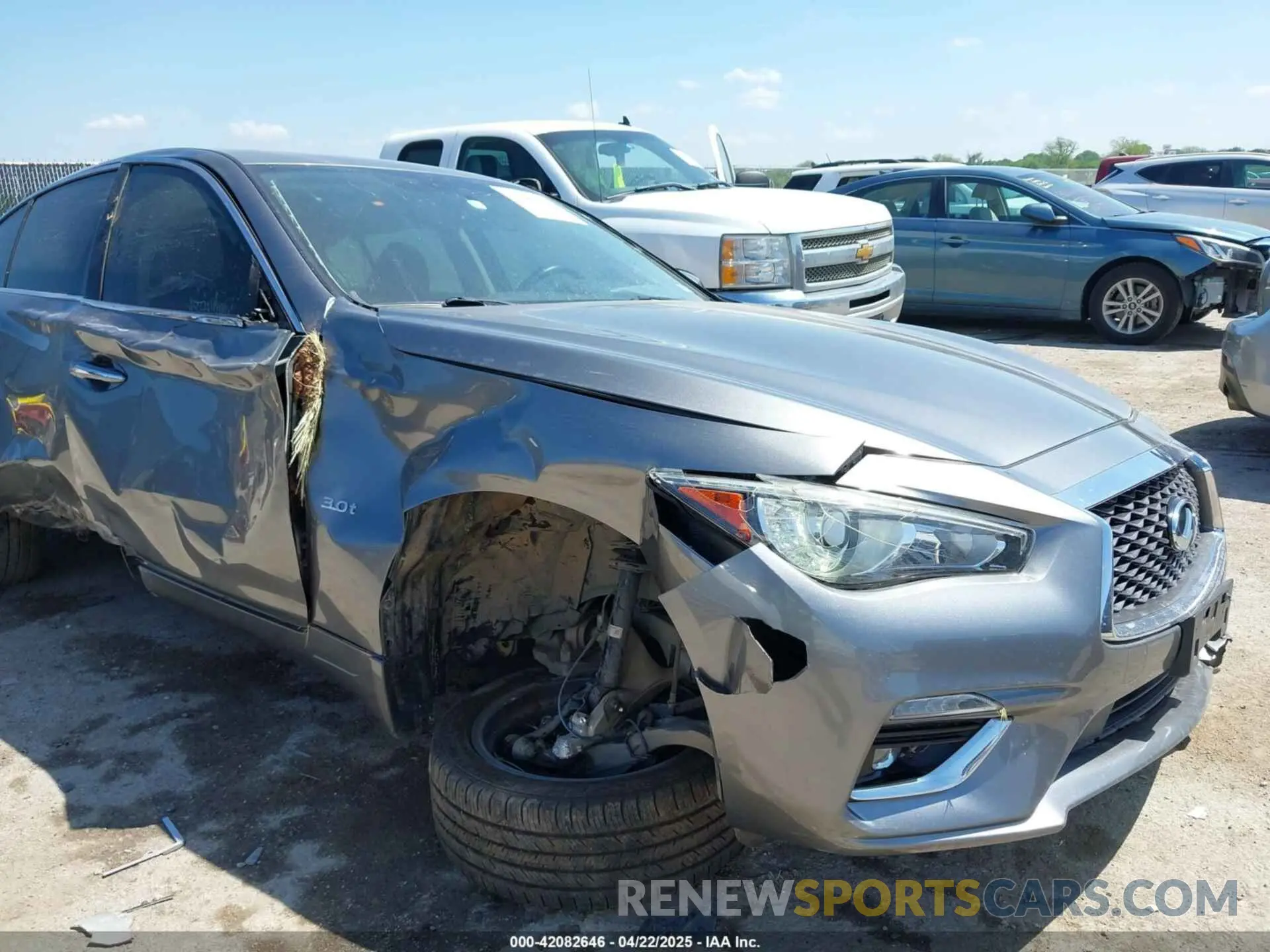 6 Photograph of a damaged car JN1EV7AP0KM514389 INFINITI Q50 2019