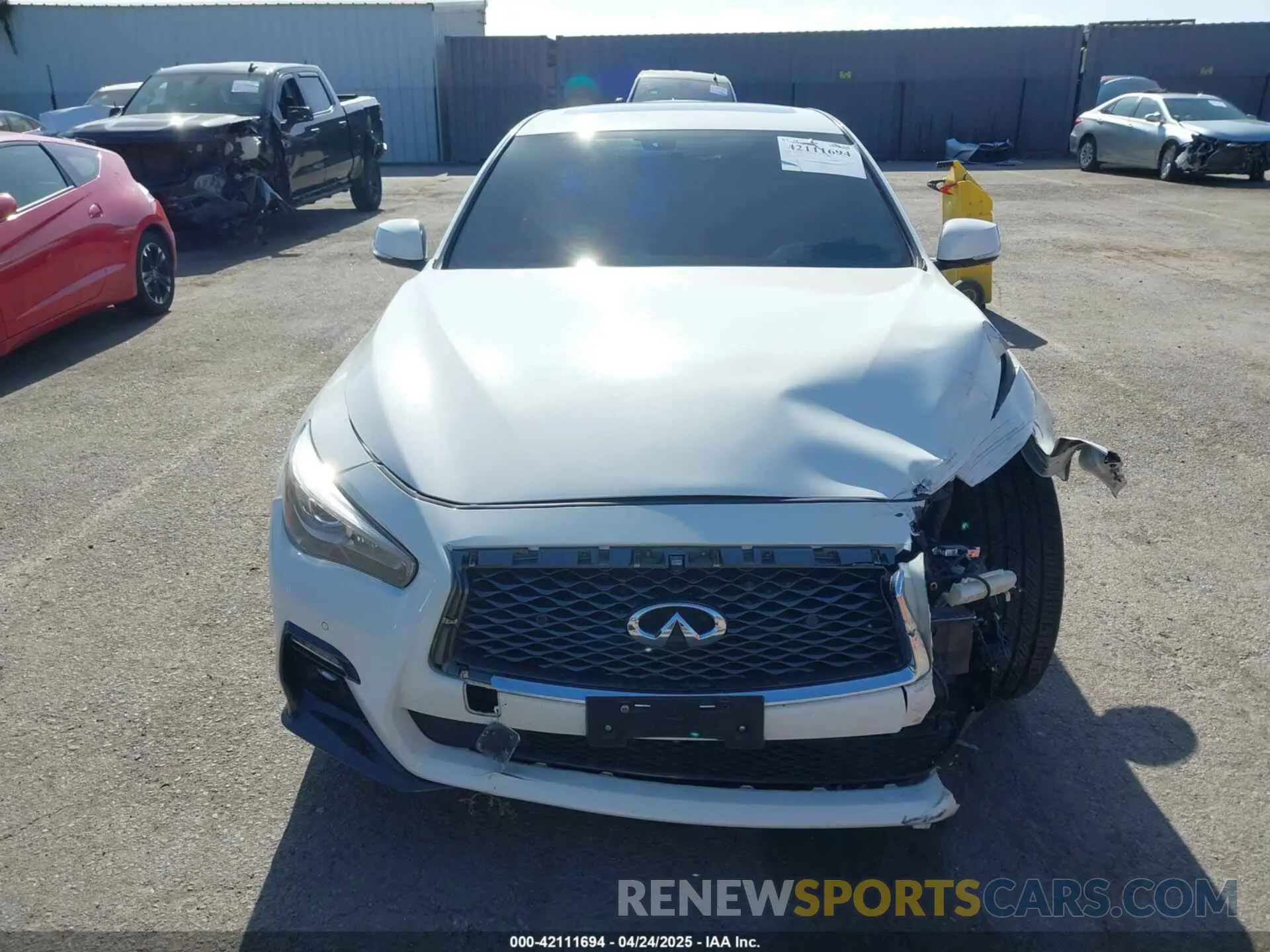 13 Photograph of a damaged car JN1EV7AP0KM543522 INFINITI Q50 2019