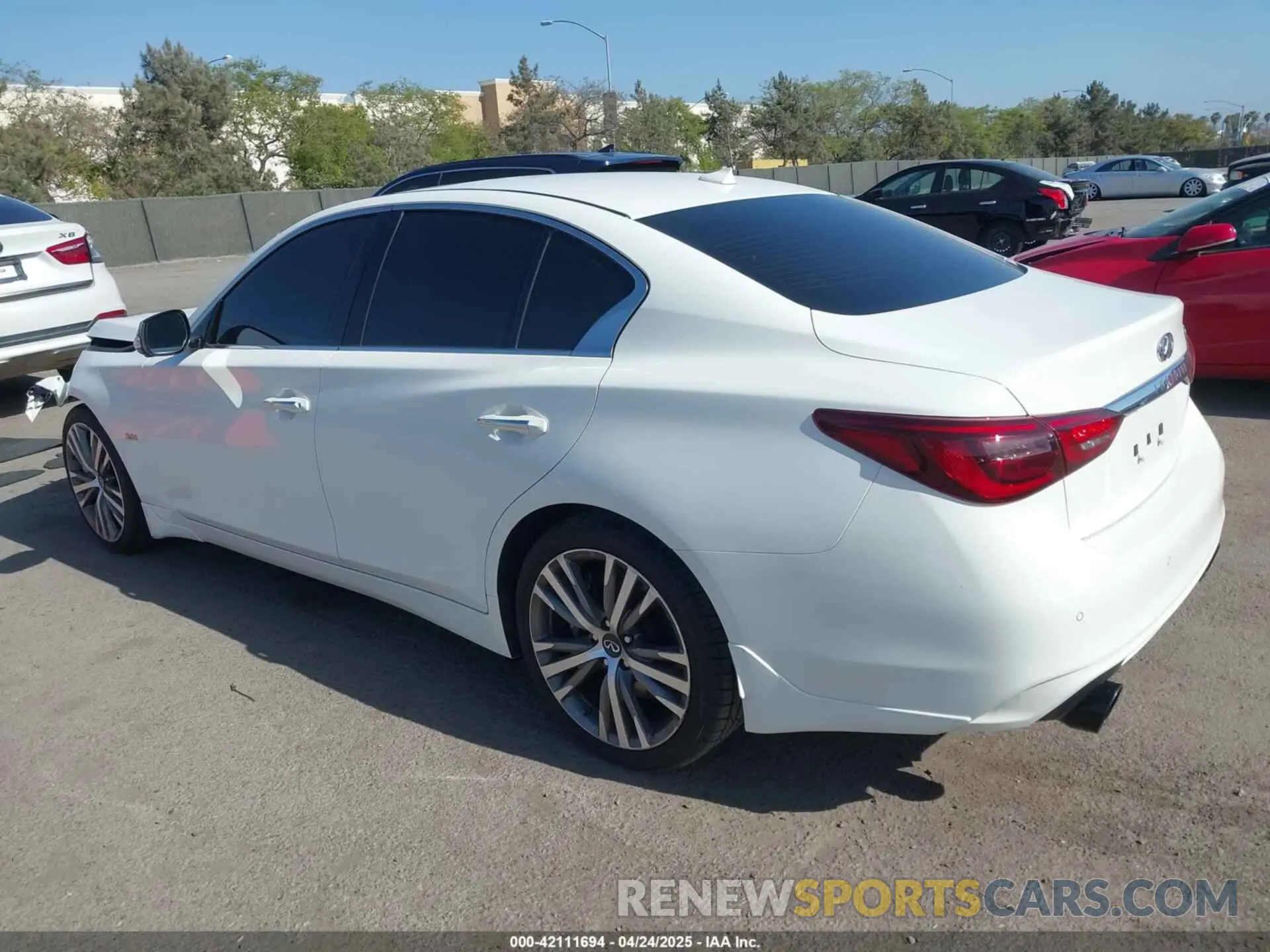 3 Photograph of a damaged car JN1EV7AP0KM543522 INFINITI Q50 2019