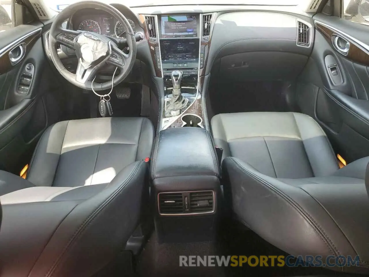 8 Photograph of a damaged car JN1EV7AP1KM510030 INFINITI Q50 2019