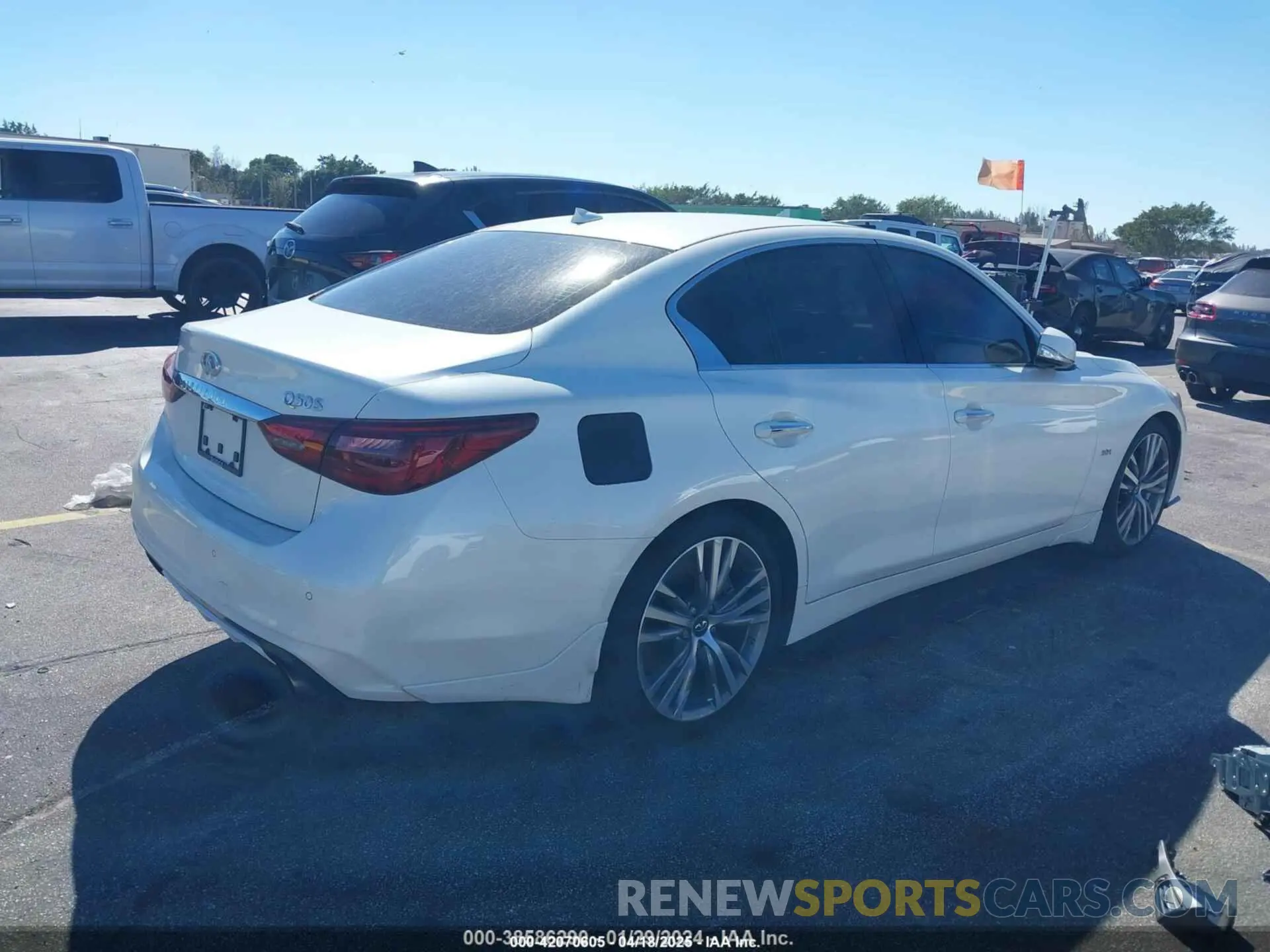 4 Фотография поврежденного автомобиля JN1EV7AP1KM511047 INFINITI Q50 2019
