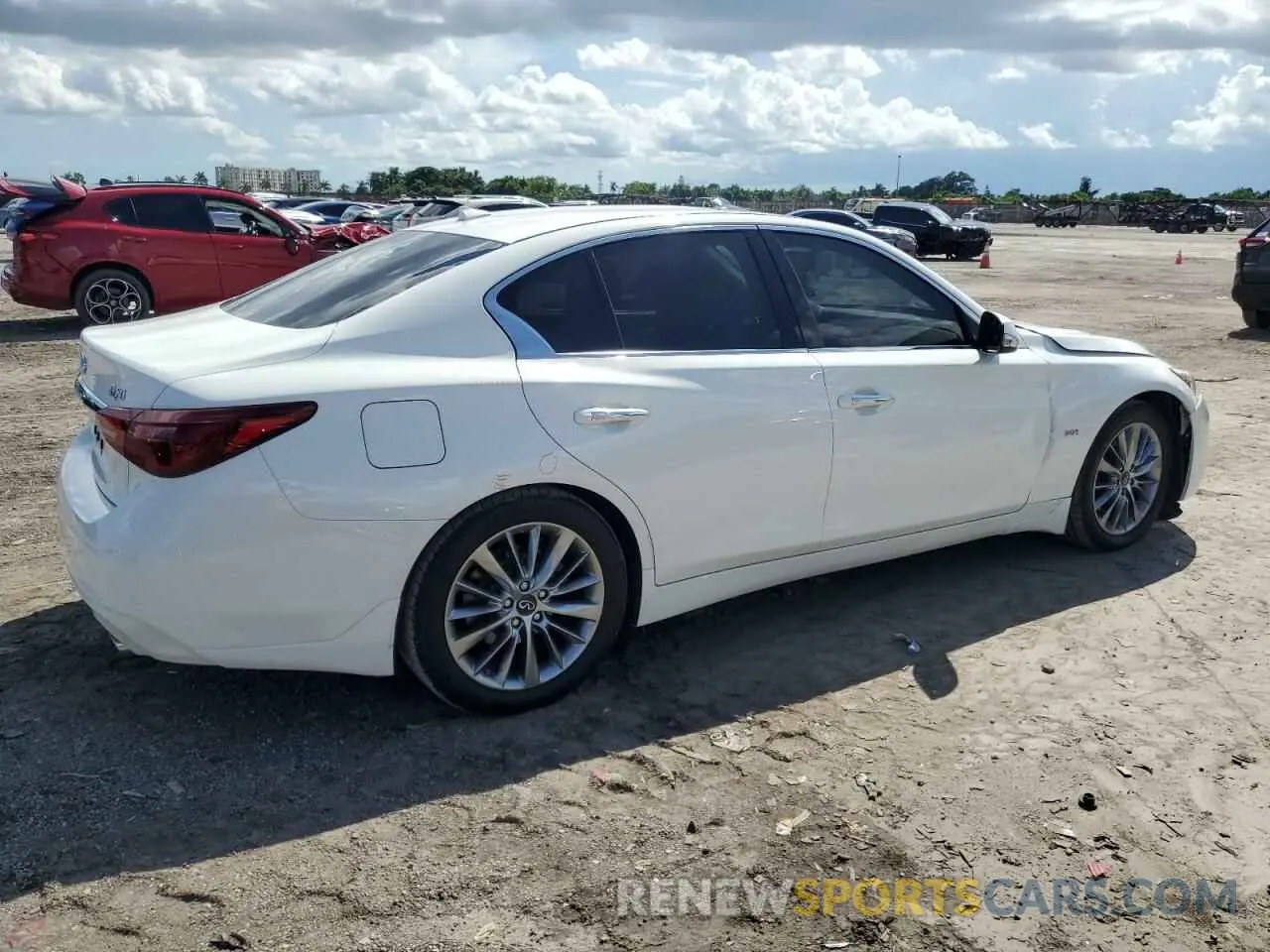 3 Фотография поврежденного автомобиля JN1EV7AP1KM542654 INFINITI Q50 2019
