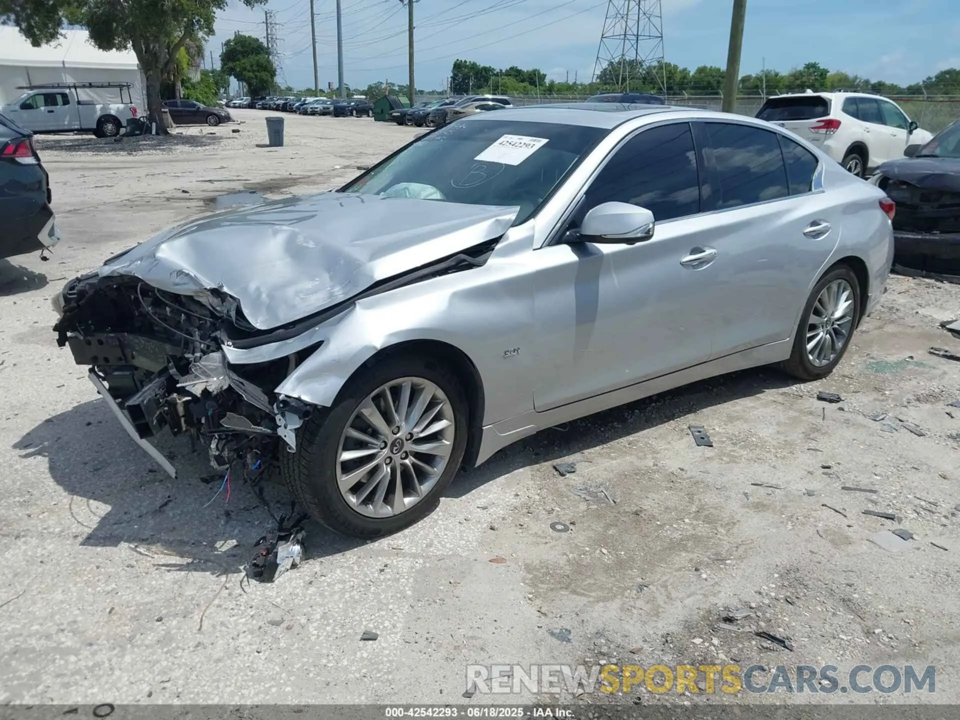 2 Фотография поврежденного автомобиля JN1EV7AP2KM513020 INFINITI Q50 2019