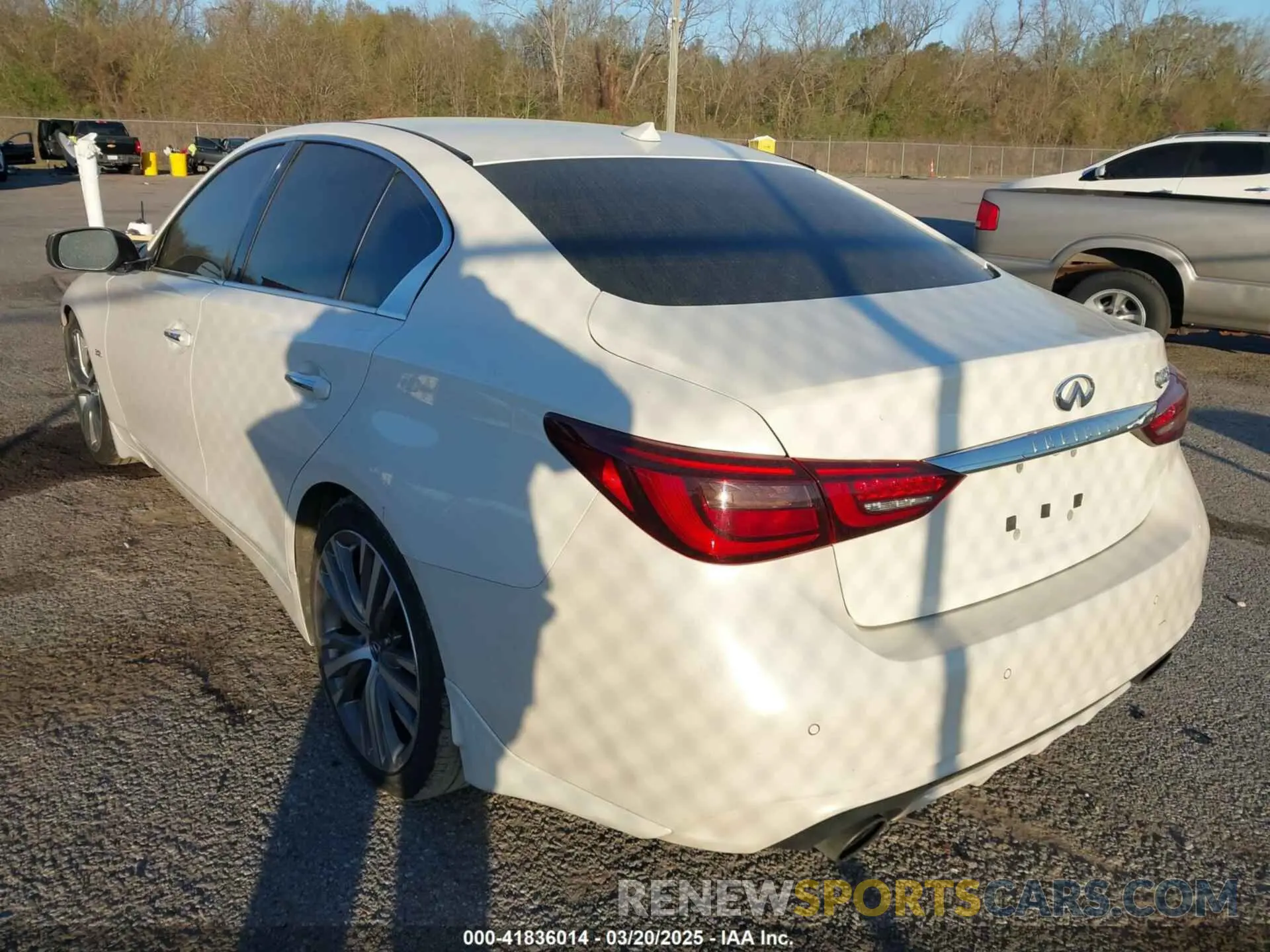 3 Photograph of a damaged car JN1EV7AP2KM519447 INFINITI Q50 2019