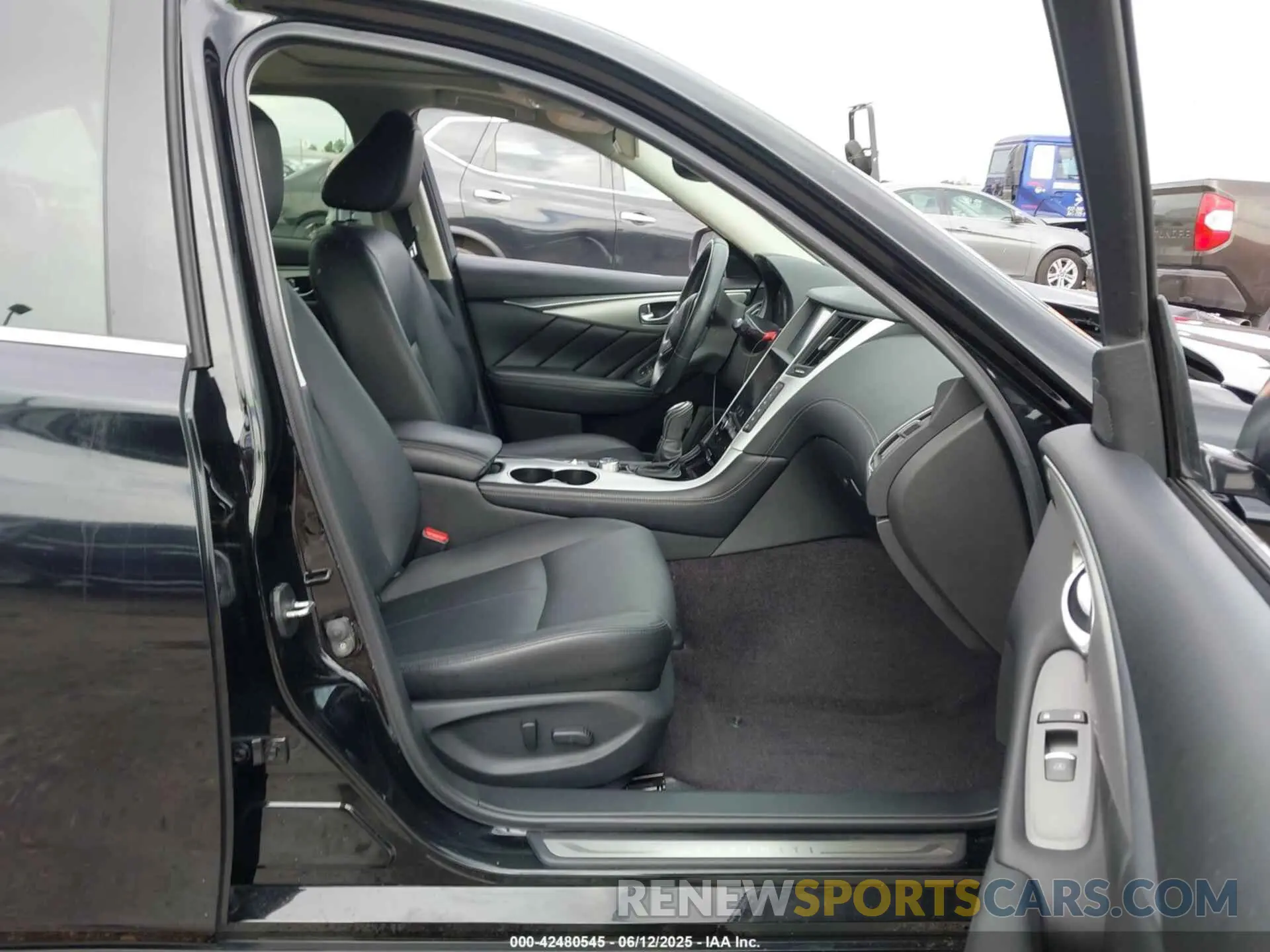 5 Фотография поврежденного автомобиля JN1EV7AP2KM541559 INFINITI Q50 2019