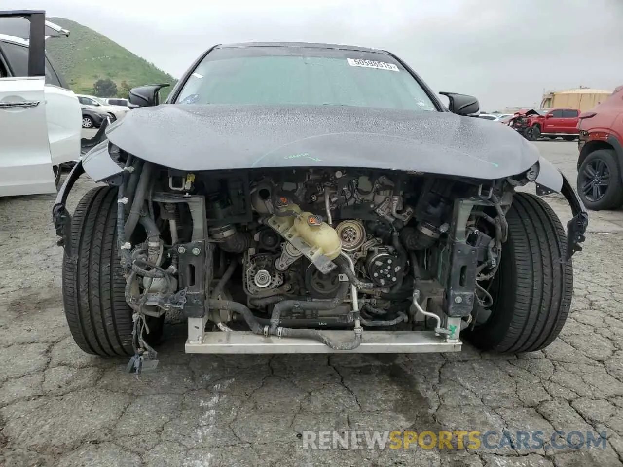 5 Photograph of a damaged car JN1EV7AP3KM516931 INFINITI Q50 2019