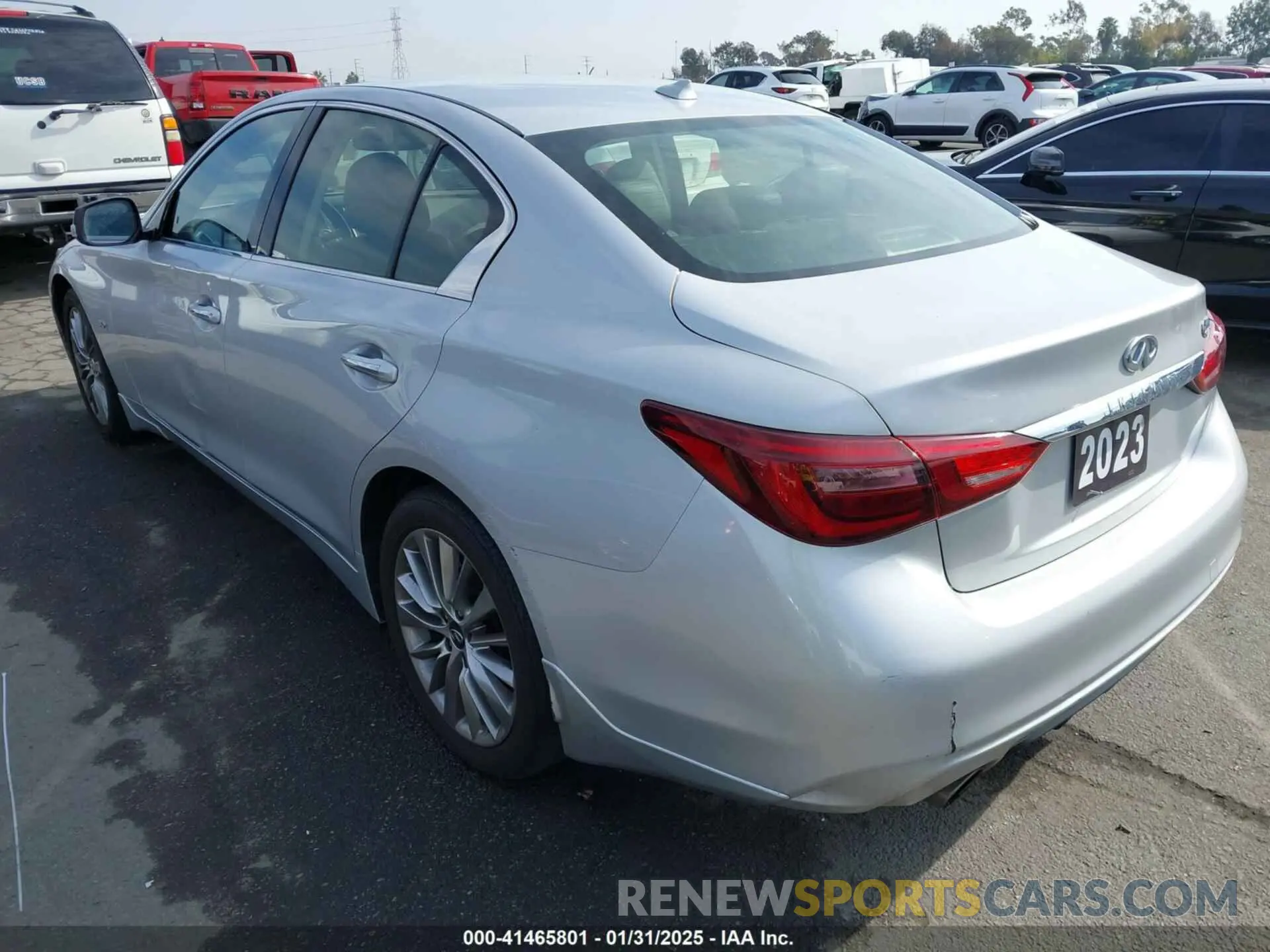 3 Photograph of a damaged car JN1EV7AP3KM541960 INFINITI Q50 2019