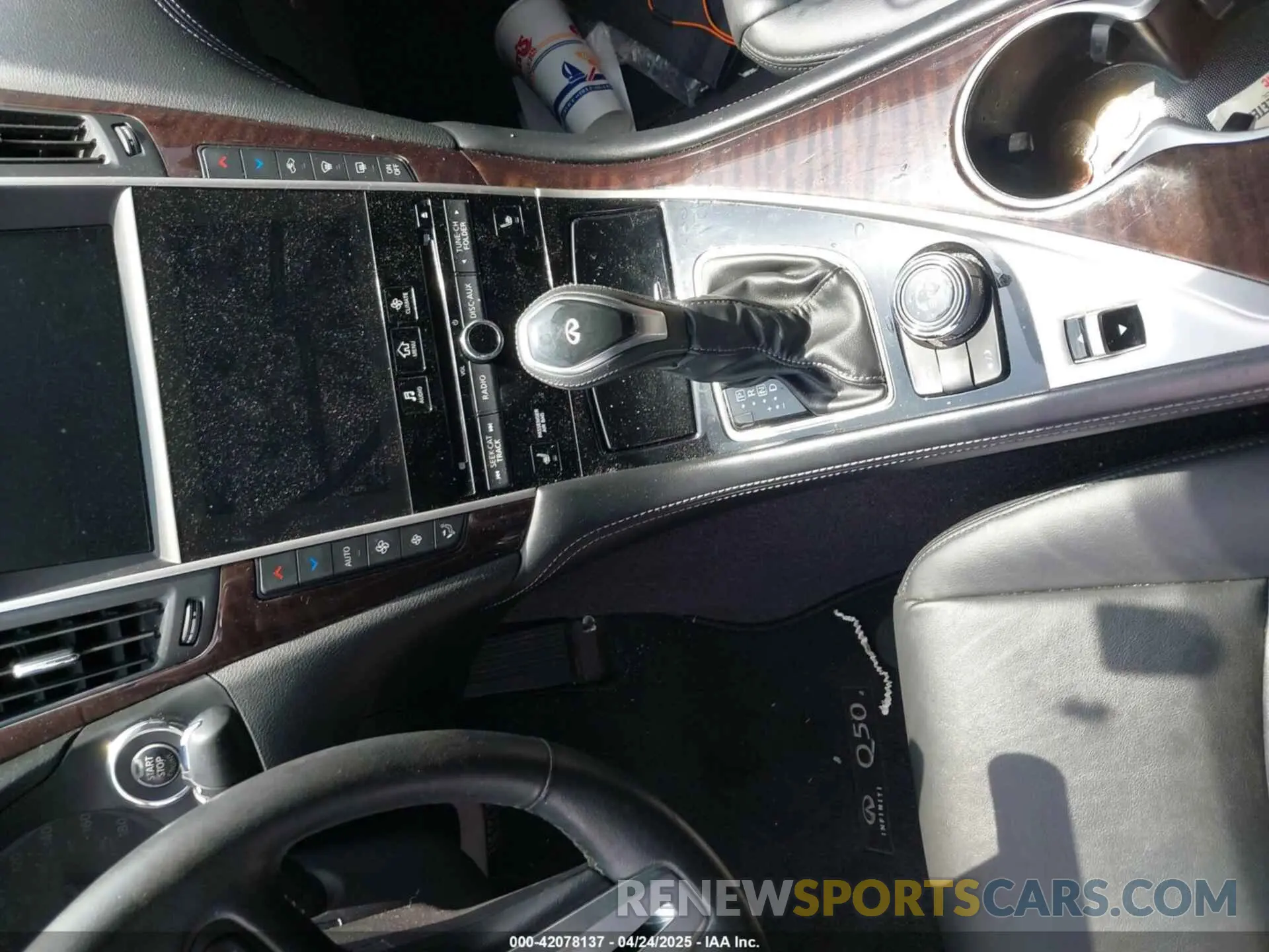 11 Фотография поврежденного автомобиля JN1EV7AP5KM519569 INFINITI Q50 2019