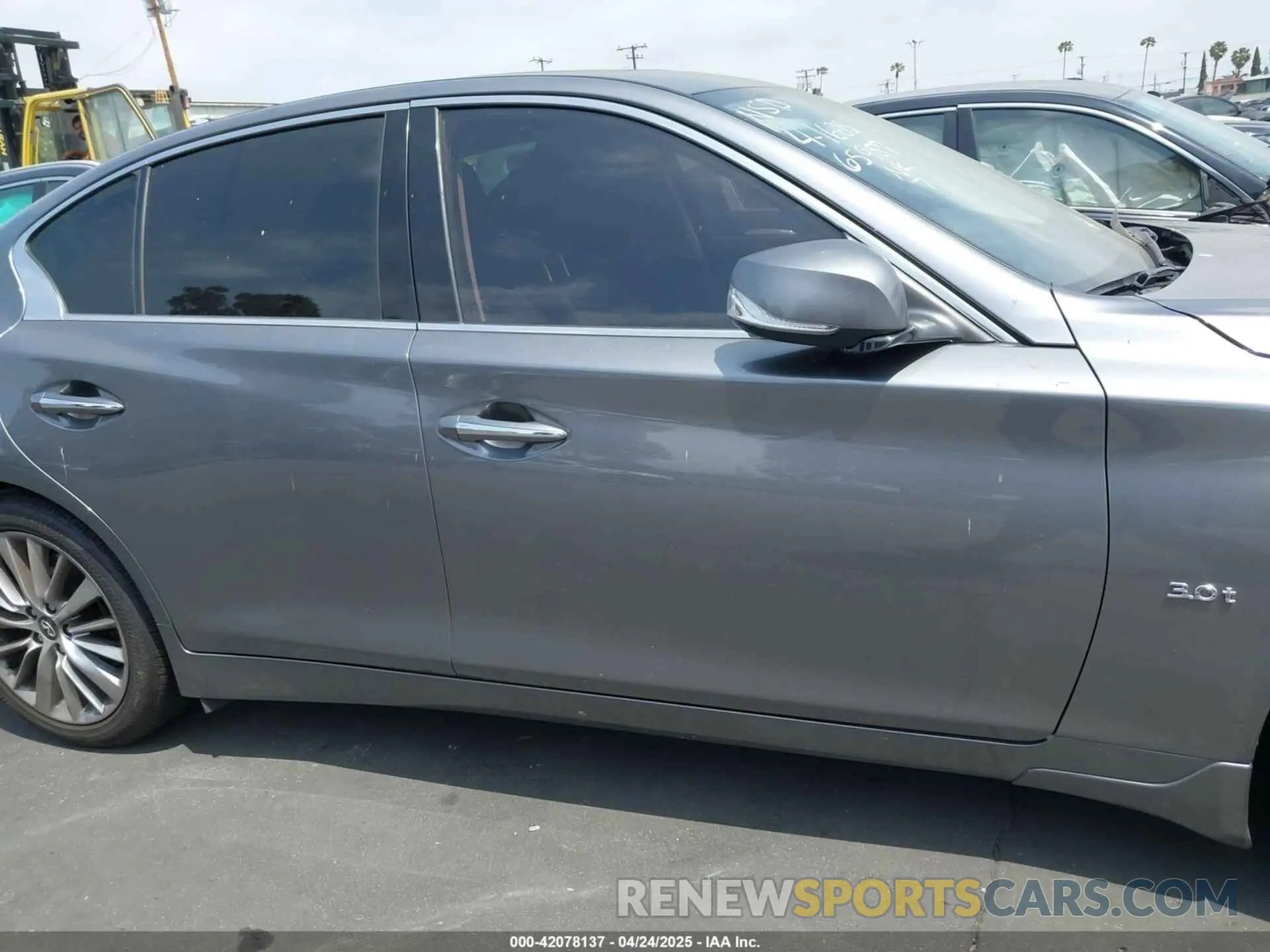 14 Фотография поврежденного автомобиля JN1EV7AP5KM519569 INFINITI Q50 2019