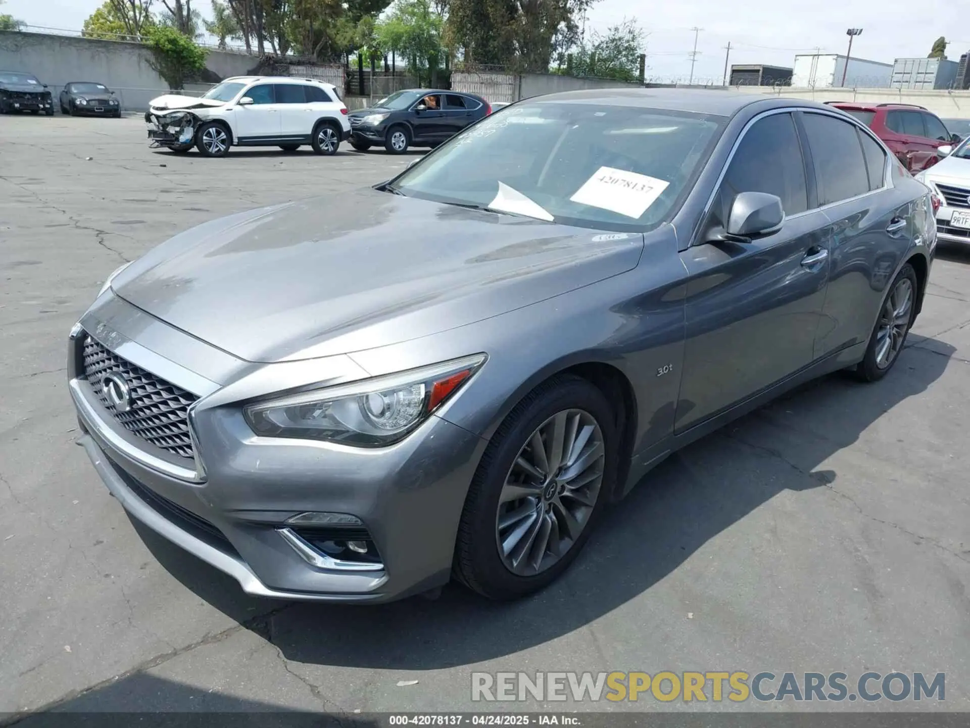 2 Фотография поврежденного автомобиля JN1EV7AP5KM519569 INFINITI Q50 2019