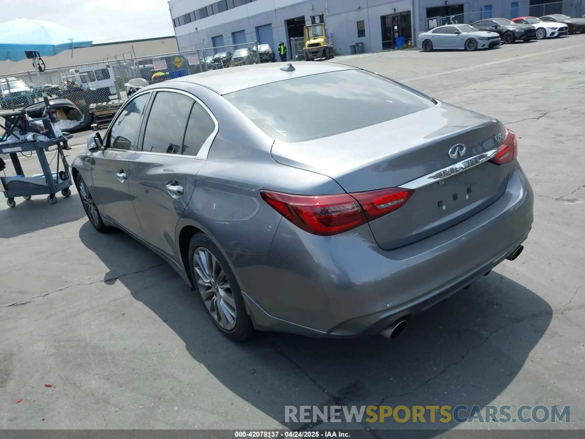 3 Фотография поврежденного автомобиля JN1EV7AP5KM519569 INFINITI Q50 2019