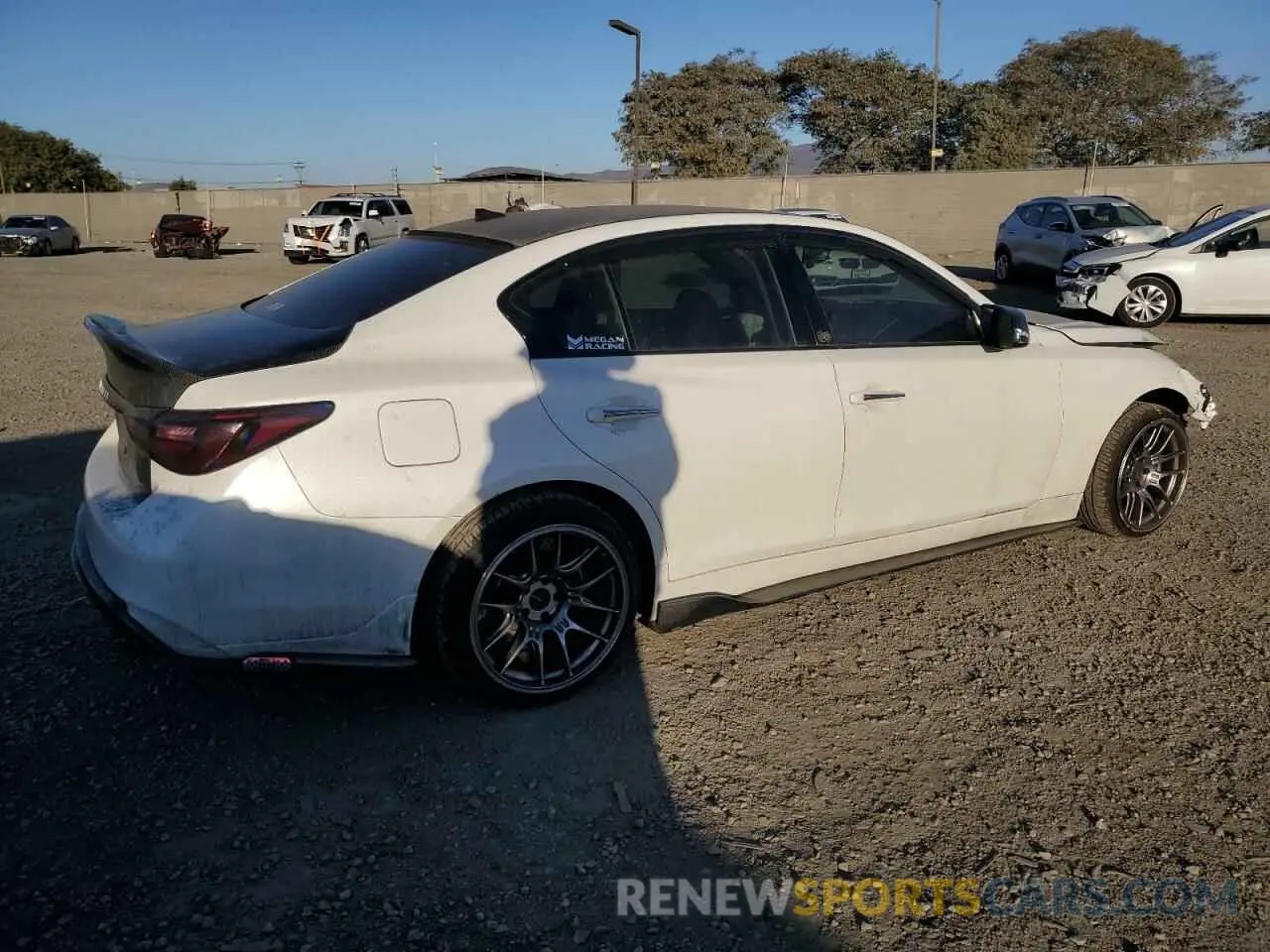 3 Фотография поврежденного автомобиля JN1EV7AP5KM543869 INFINITI Q50 2019
