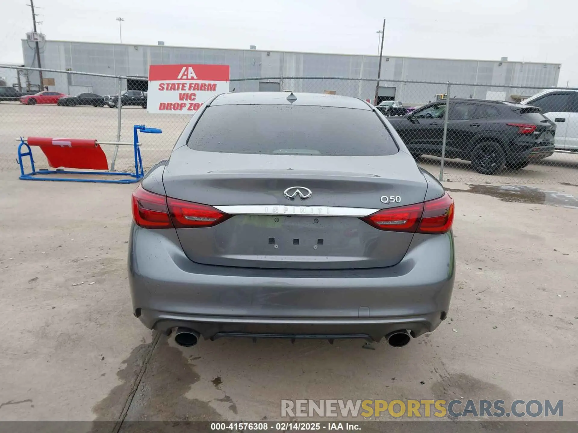 17 Фотография поврежденного автомобиля JN1EV7AP6KM511156 INFINITI Q50 2019