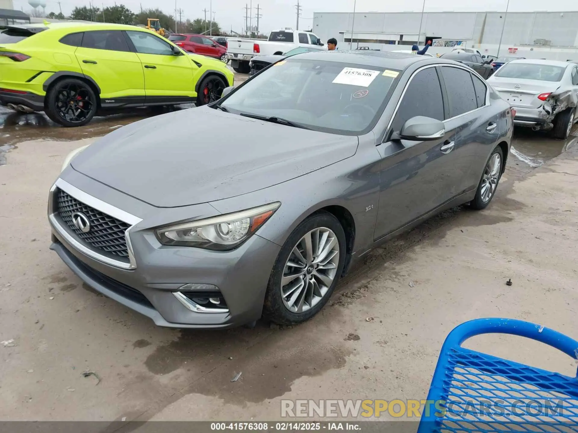 2 Фотография поврежденного автомобиля JN1EV7AP6KM511156 INFINITI Q50 2019
