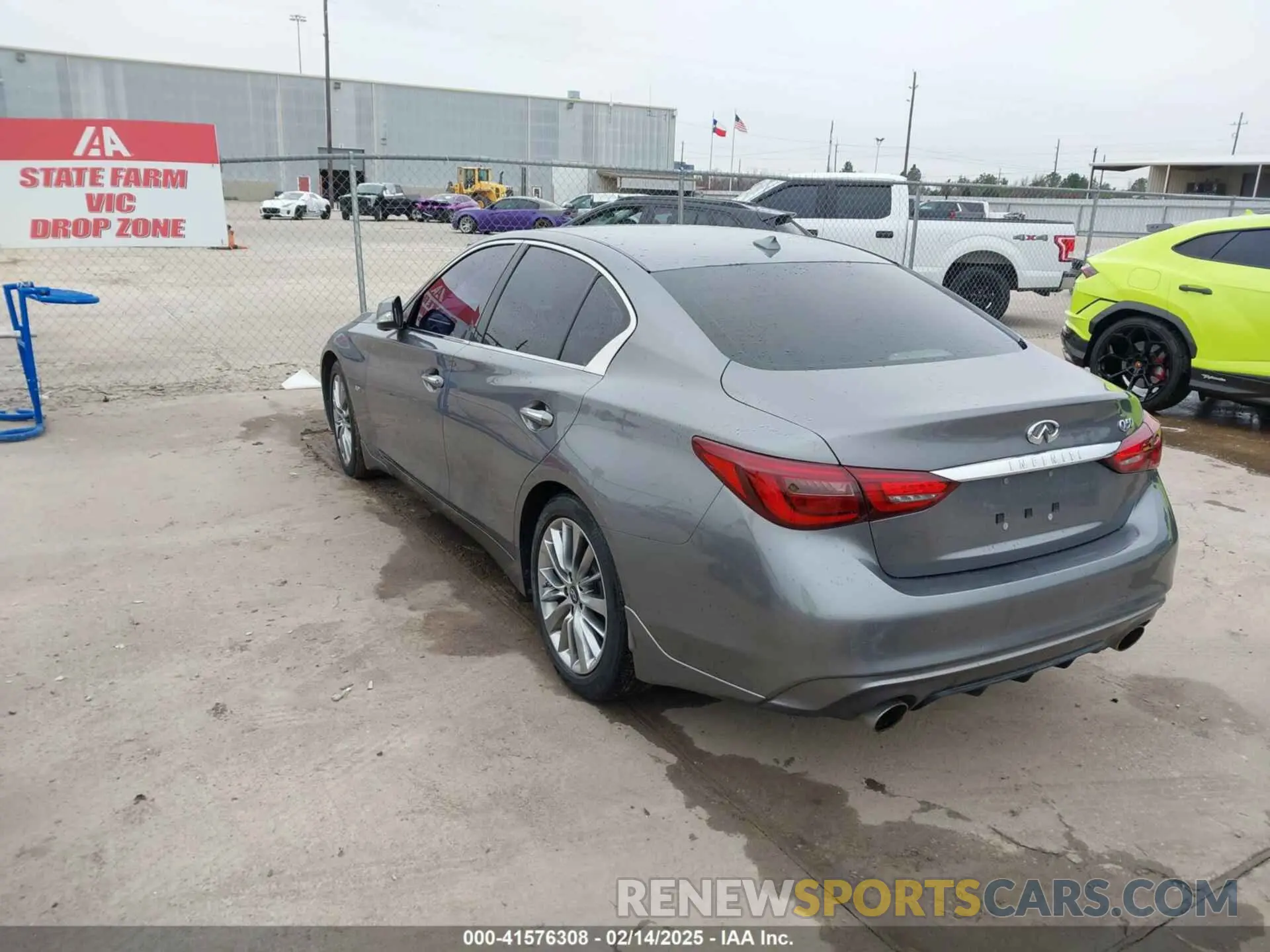 3 Фотография поврежденного автомобиля JN1EV7AP6KM511156 INFINITI Q50 2019
