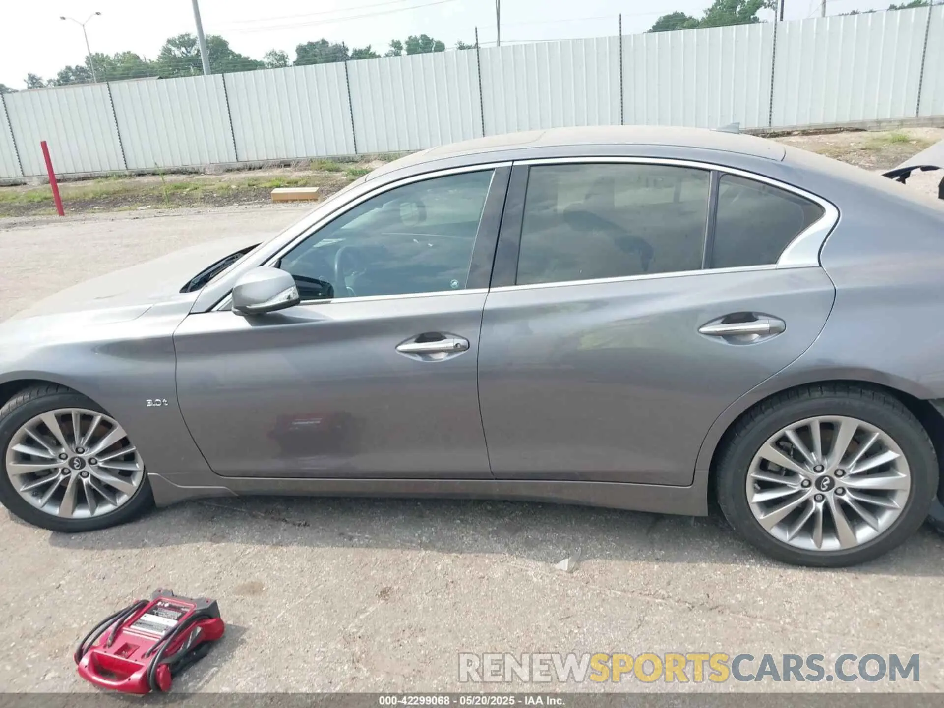 15 Photograph of a damaged car JN1EV7AP6KM518141 INFINITI Q50 2019