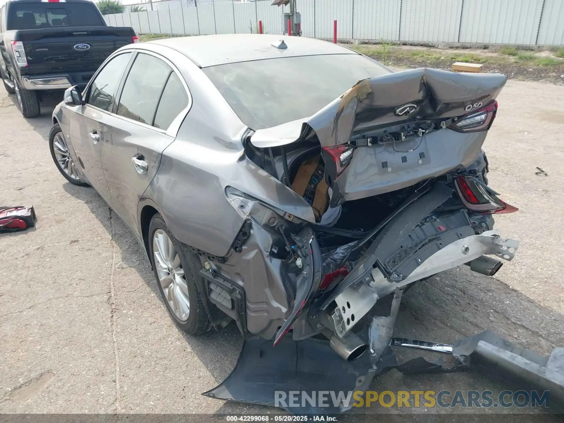 3 Photograph of a damaged car JN1EV7AP6KM518141 INFINITI Q50 2019