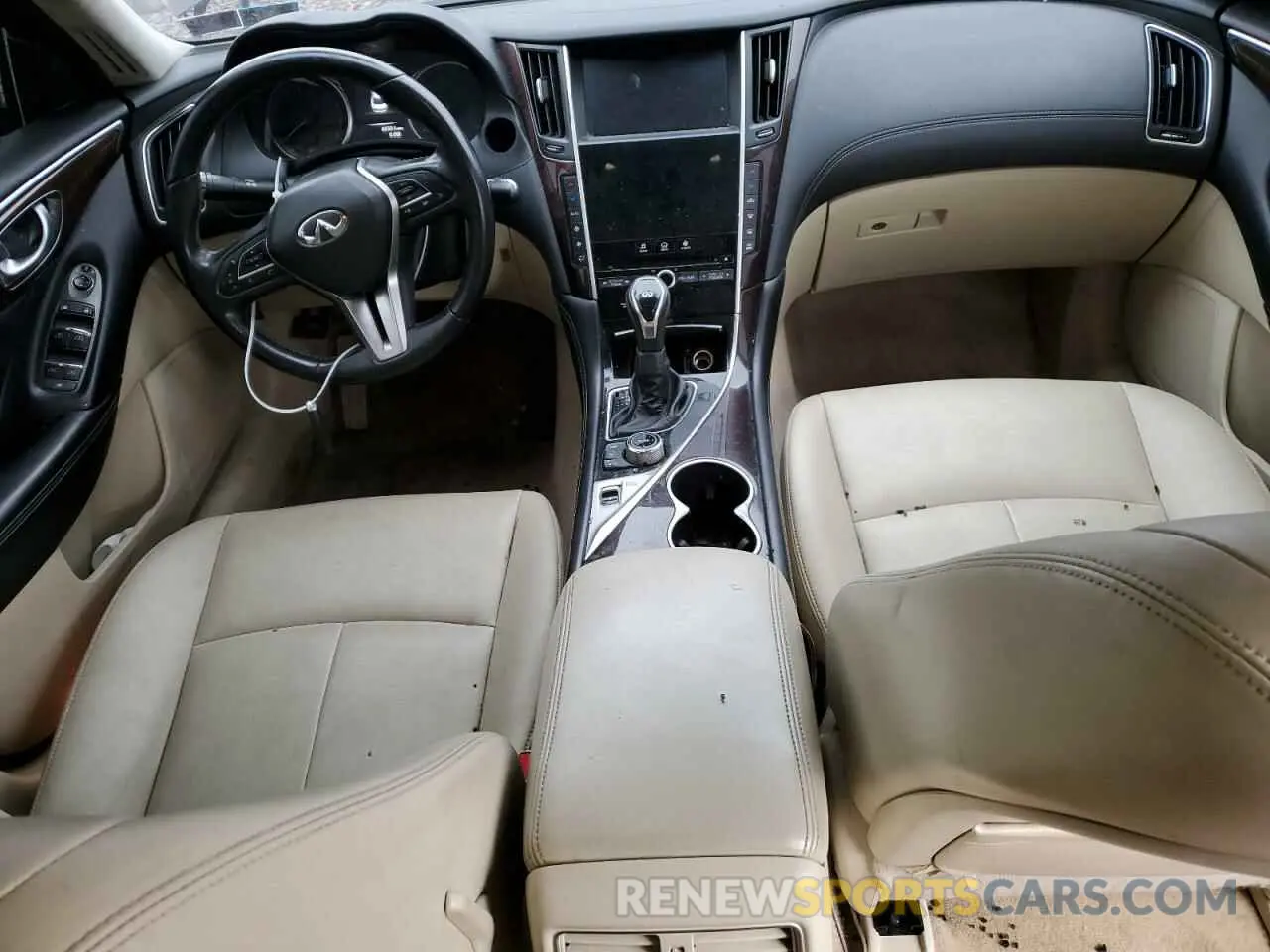 8 Photograph of a damaged car JN1EV7AP7KM512655 INFINITI Q50 2019