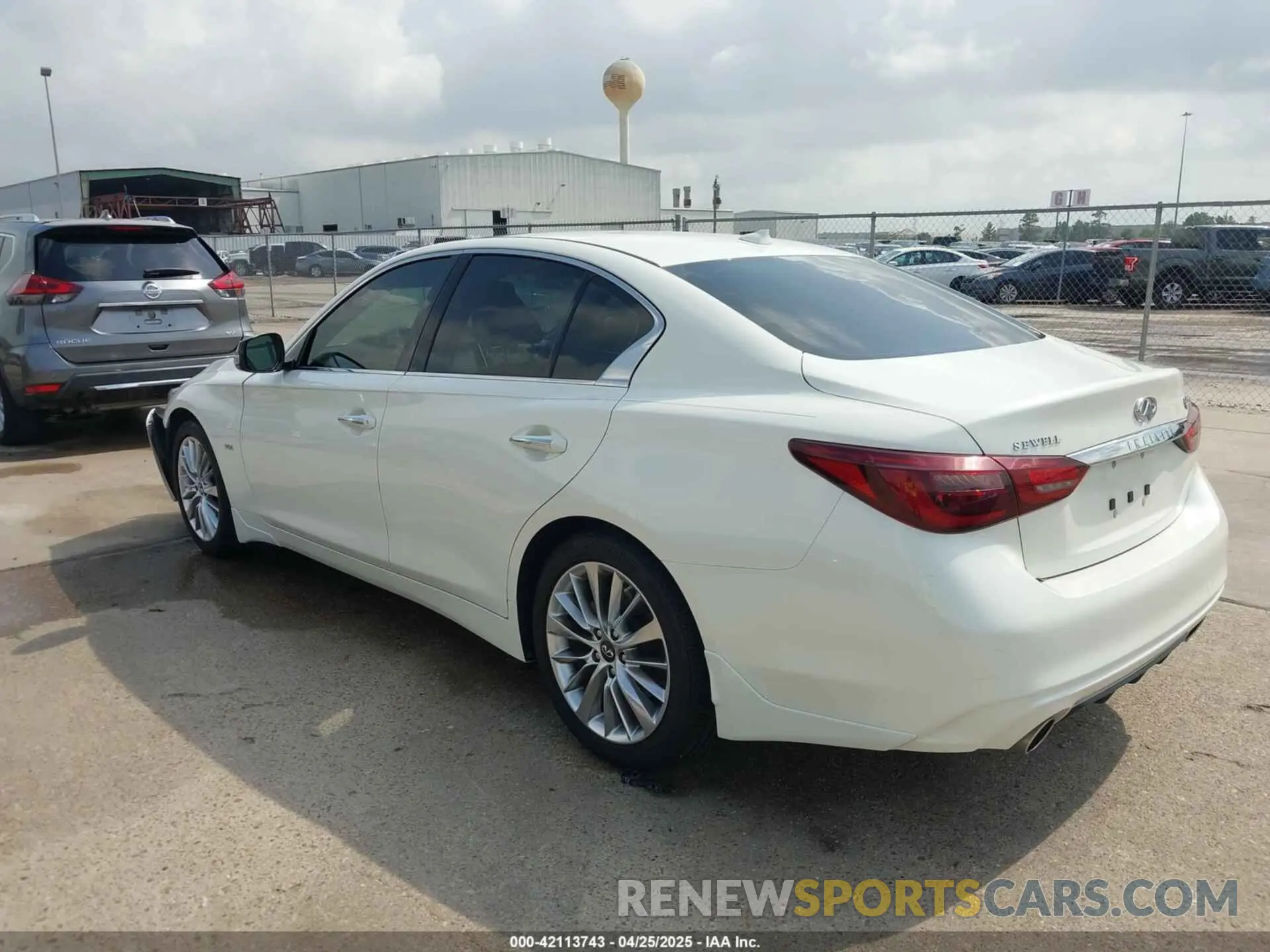 3 Photograph of a damaged car JN1EV7AP8KM518268 INFINITI Q50 2019