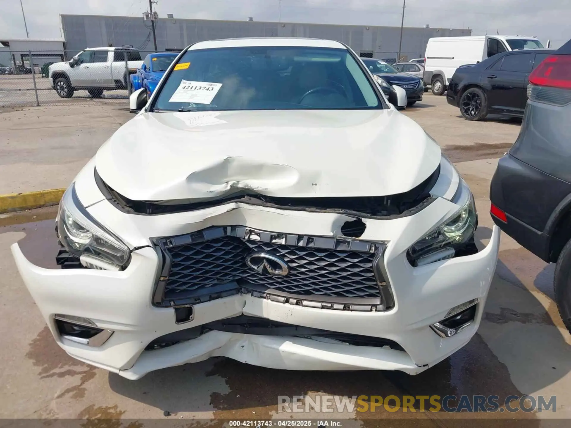 6 Photograph of a damaged car JN1EV7AP8KM518268 INFINITI Q50 2019