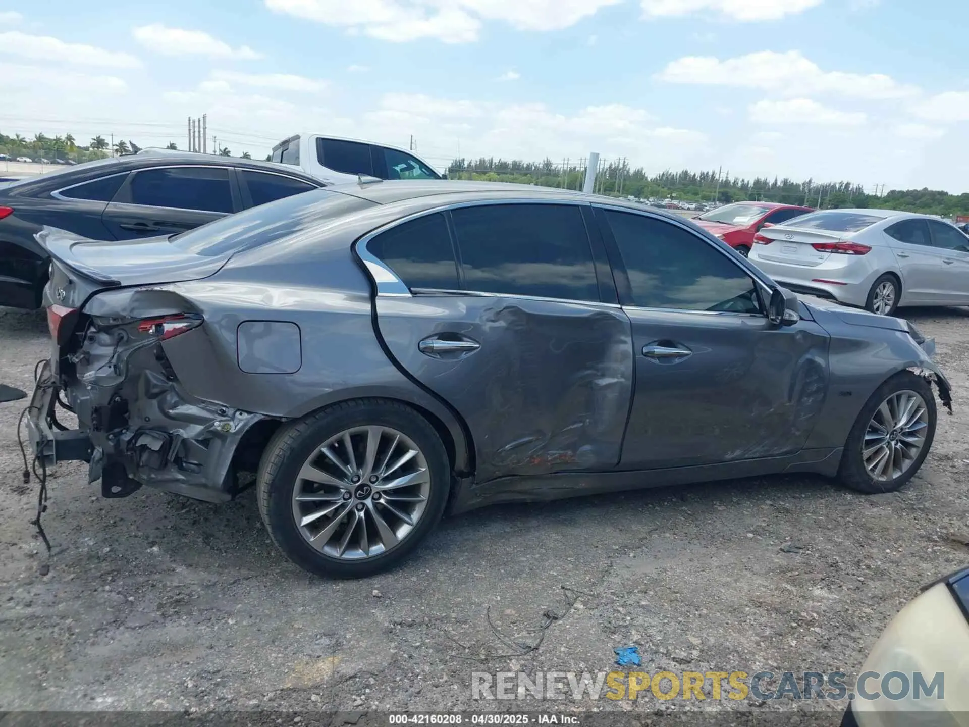 14 Фотография поврежденного автомобиля JN1EV7AP8KM541274 INFINITI Q50 2019