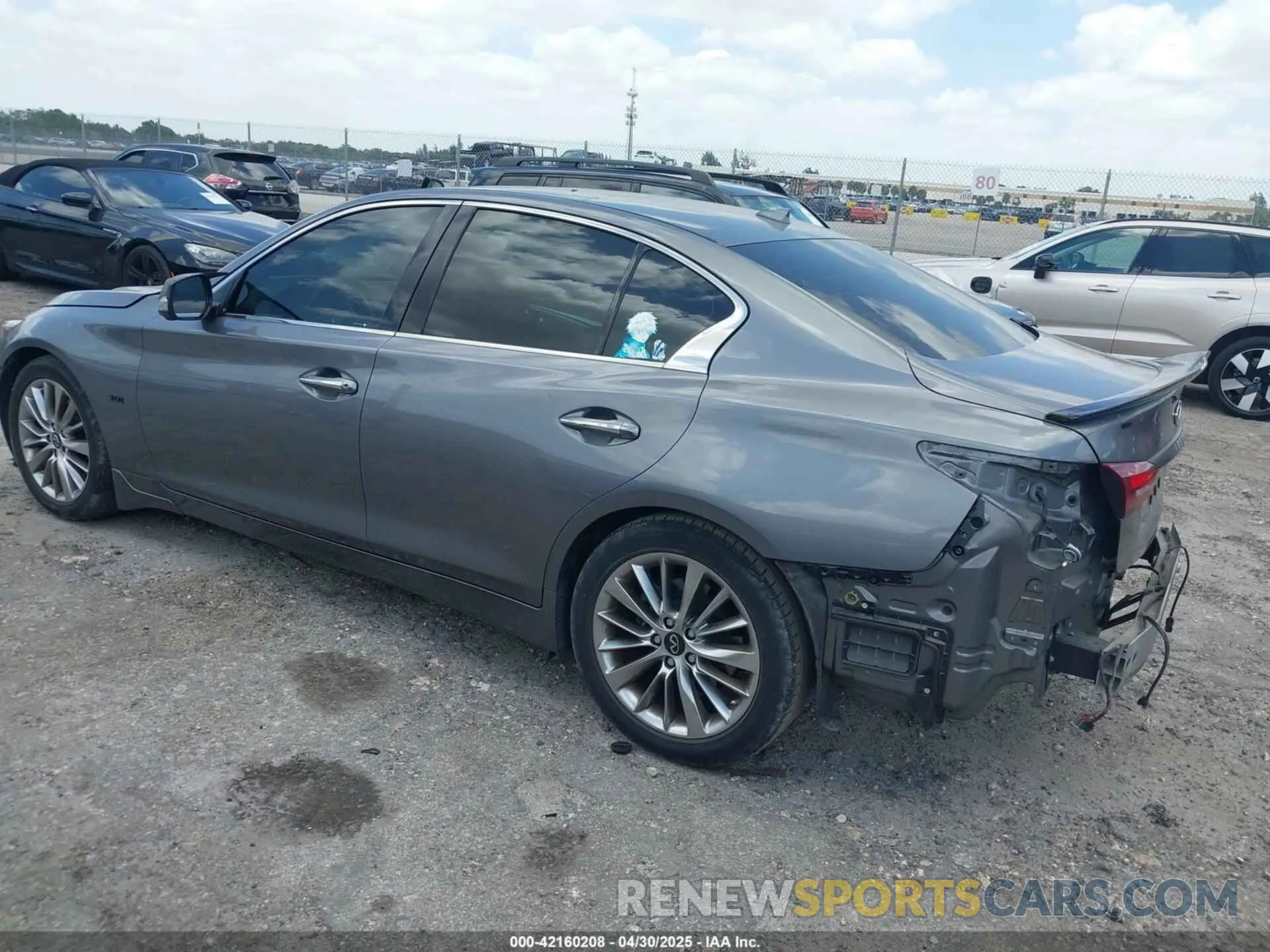 3 Фотография поврежденного автомобиля JN1EV7AP8KM541274 INFINITI Q50 2019