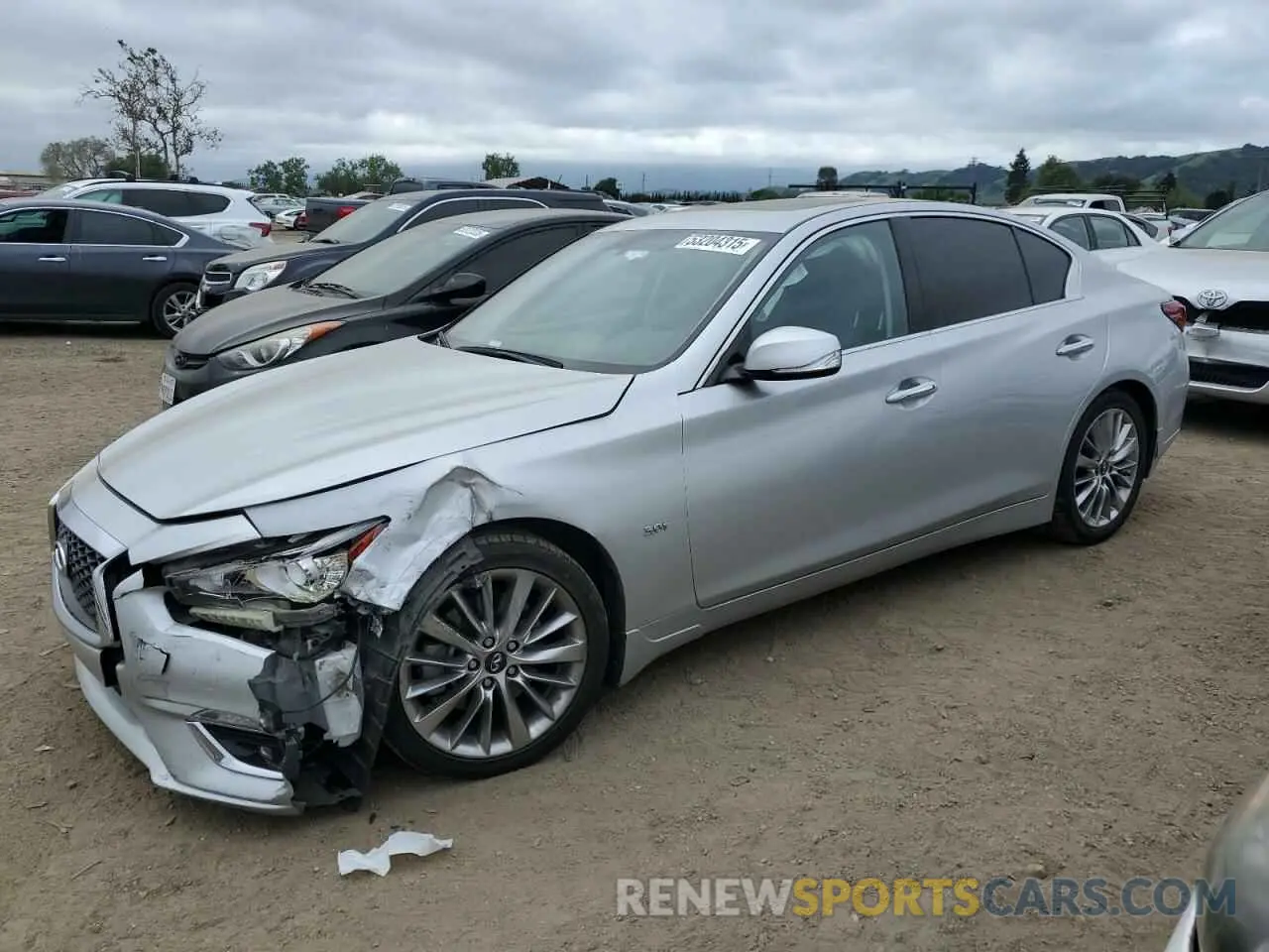 1 Photograph of a damaged car JN1EV7AP9KM512639 INFINITI Q50 2019