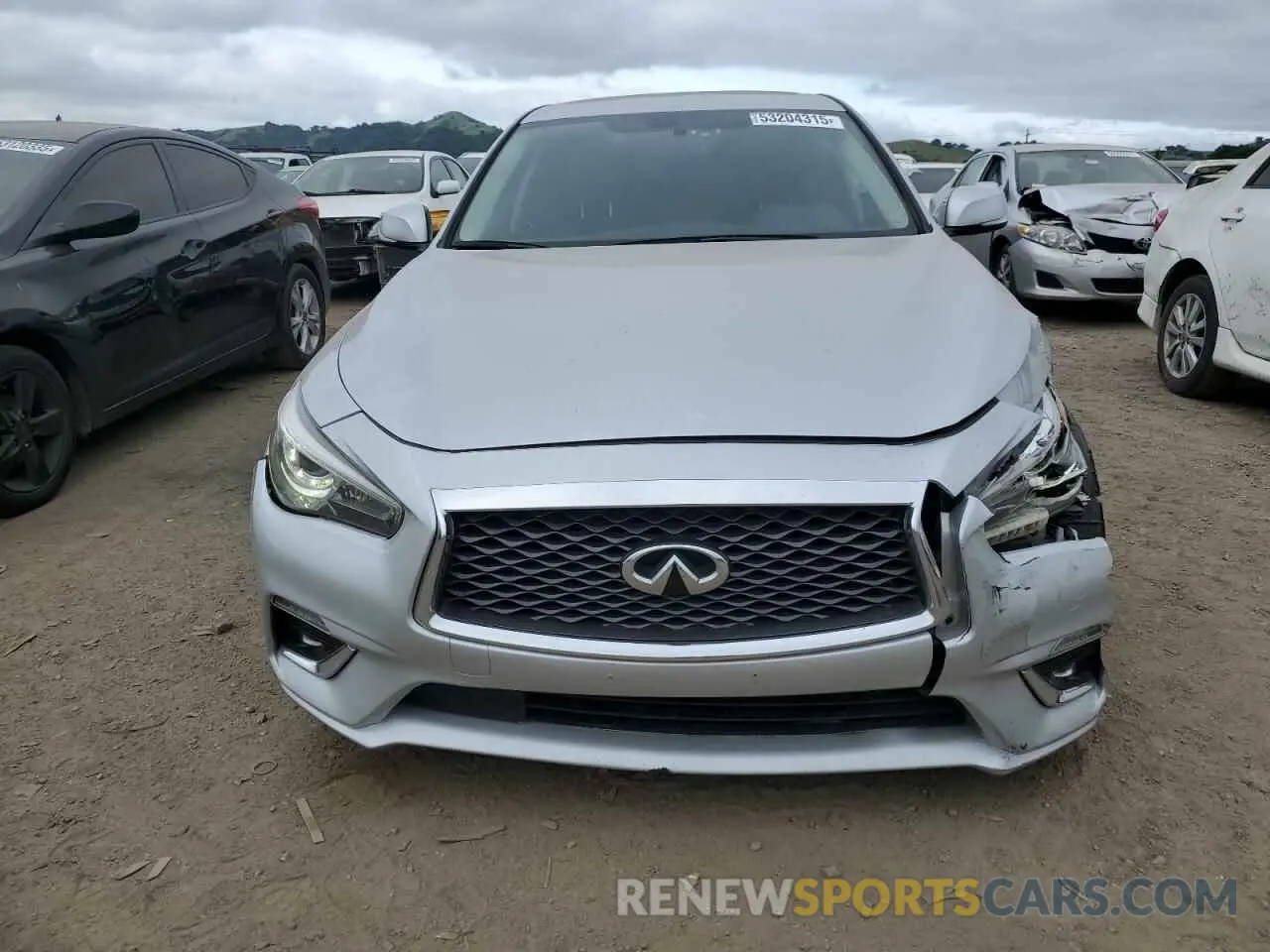 5 Photograph of a damaged car JN1EV7AP9KM512639 INFINITI Q50 2019