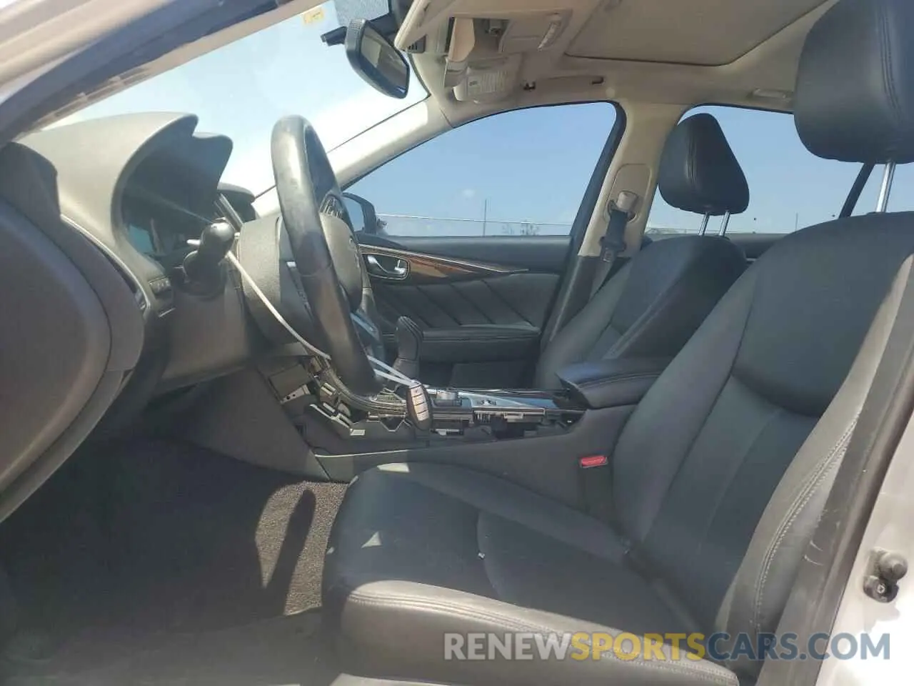 7 Photograph of a damaged car JN1EV7AP9KM519722 INFINITI Q50 2019