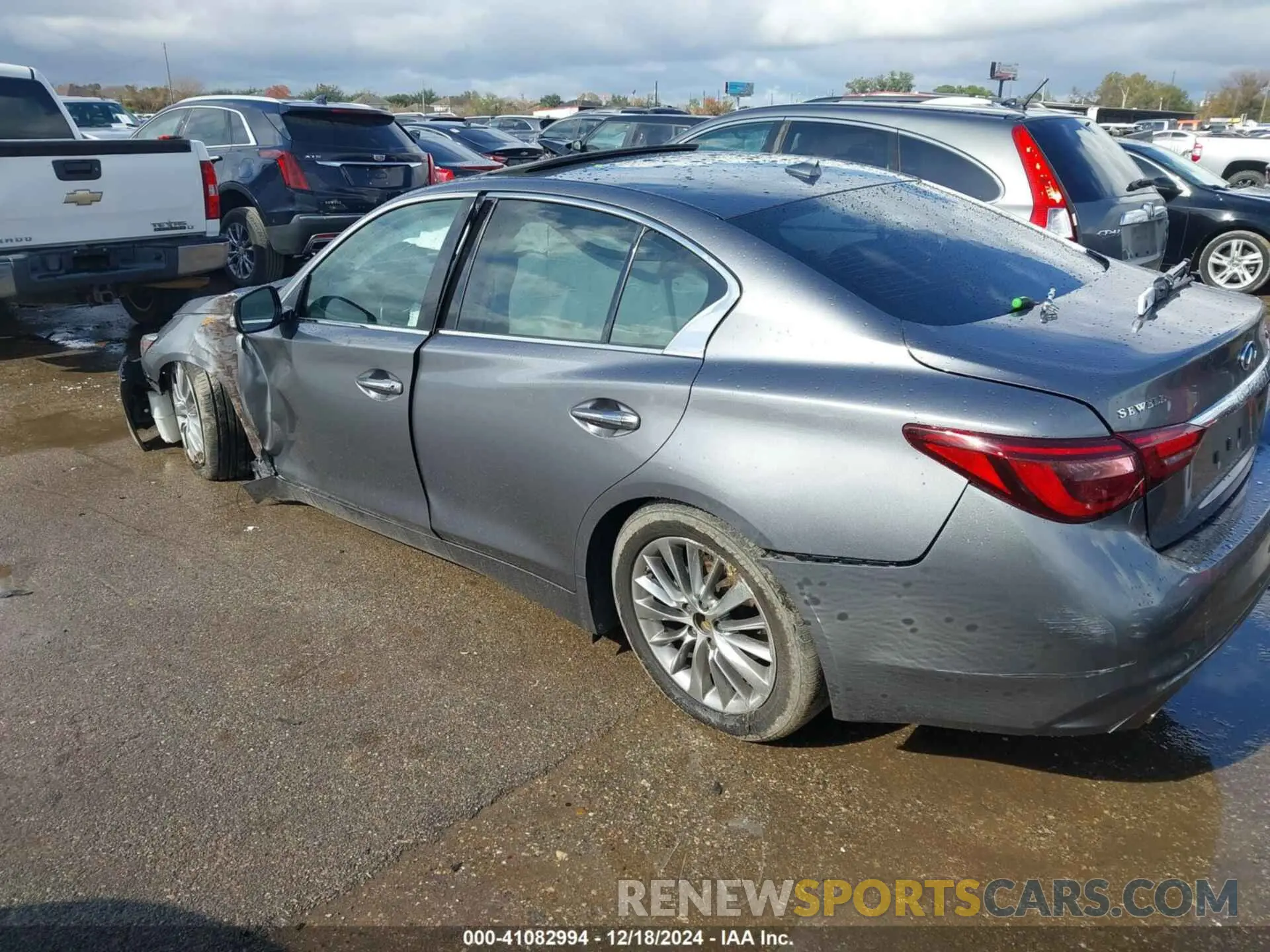 3 Фотография поврежденного автомобиля JN1EV7AP9KM542577 INFINITI Q50 2019