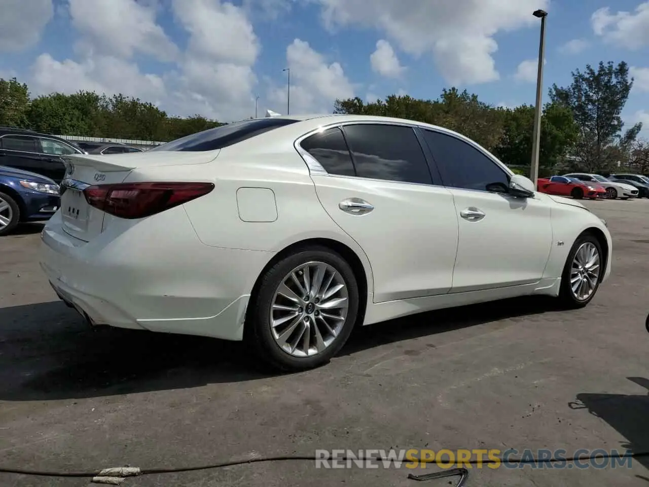 3 Photograph of a damaged car JN1EV7APXKM519017 INFINITI Q50 2019