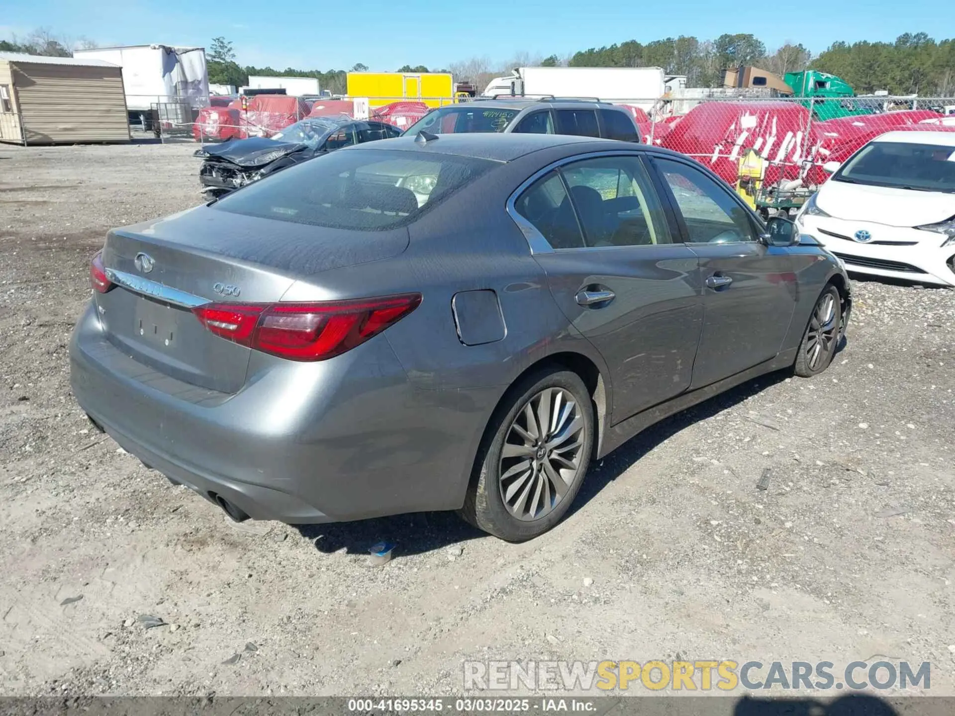 4 Фотография поврежденного автомобиля JN1EV7AR0KM559124 INFINITI Q50 2019