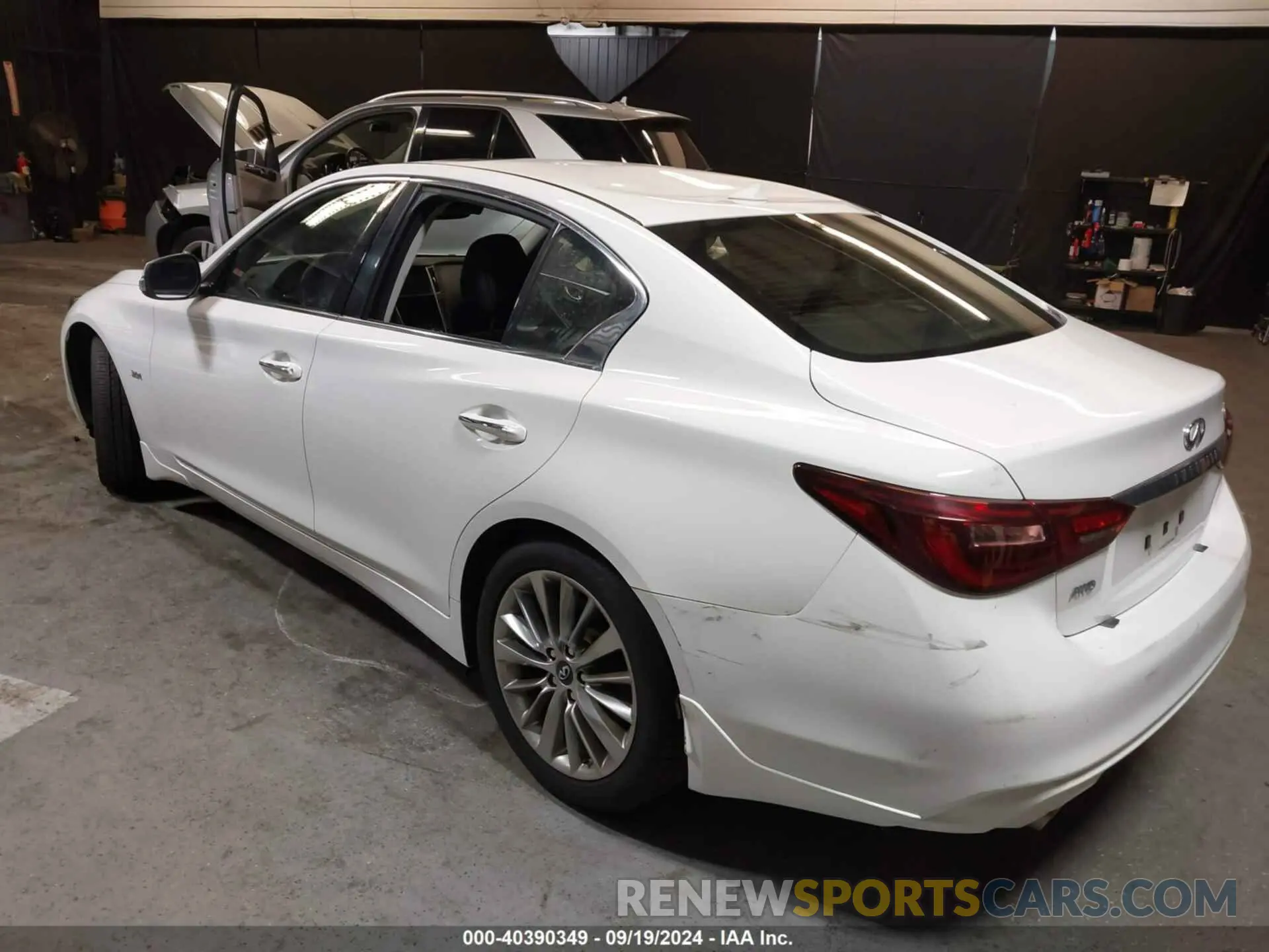 3 Photograph of a damaged car JN1EV7AR2KM558945 INFINITI Q50 2019