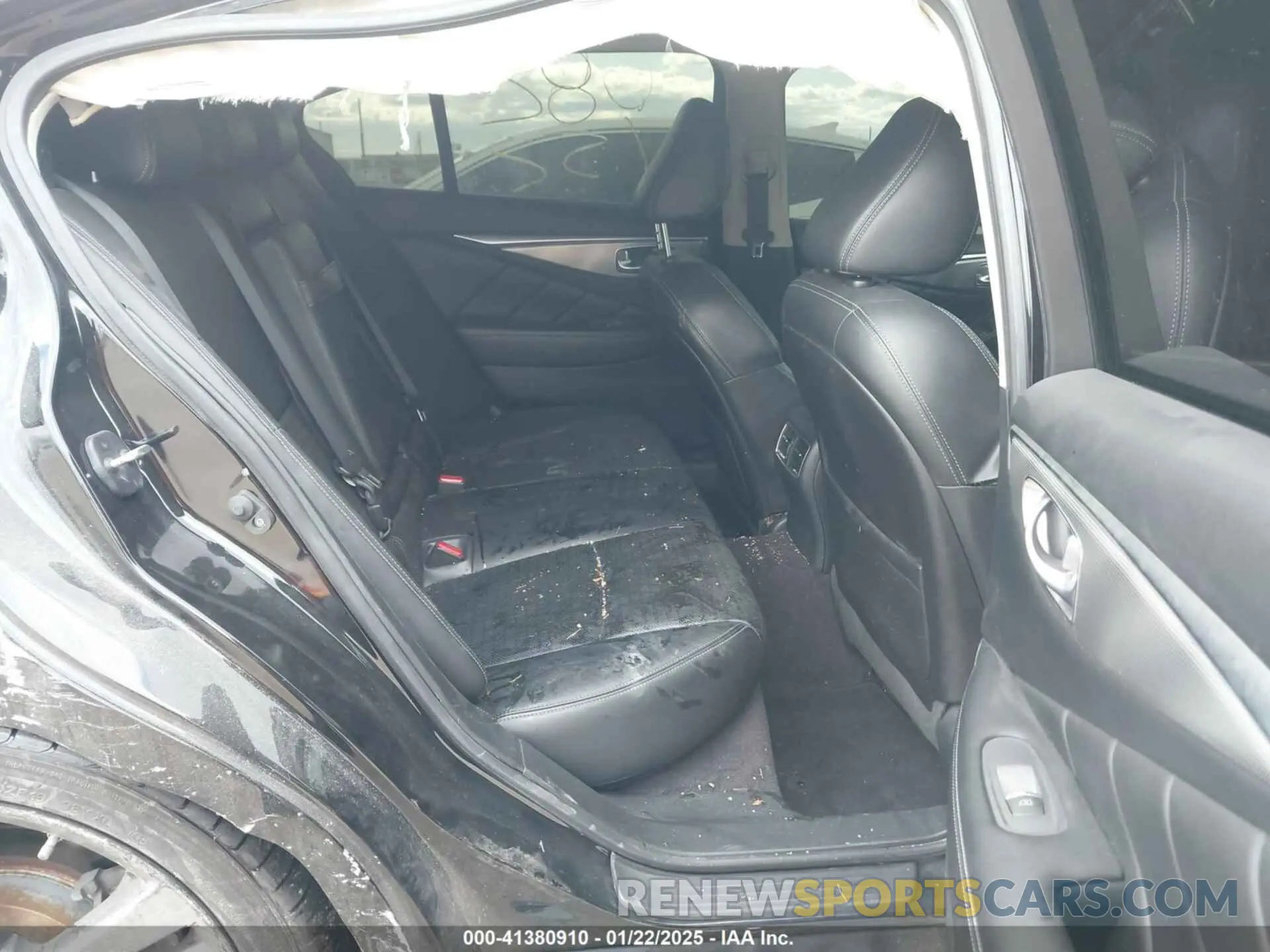 8 Photograph of a damaged car JN1EV7AR3KM591226 INFINITI Q50 2019