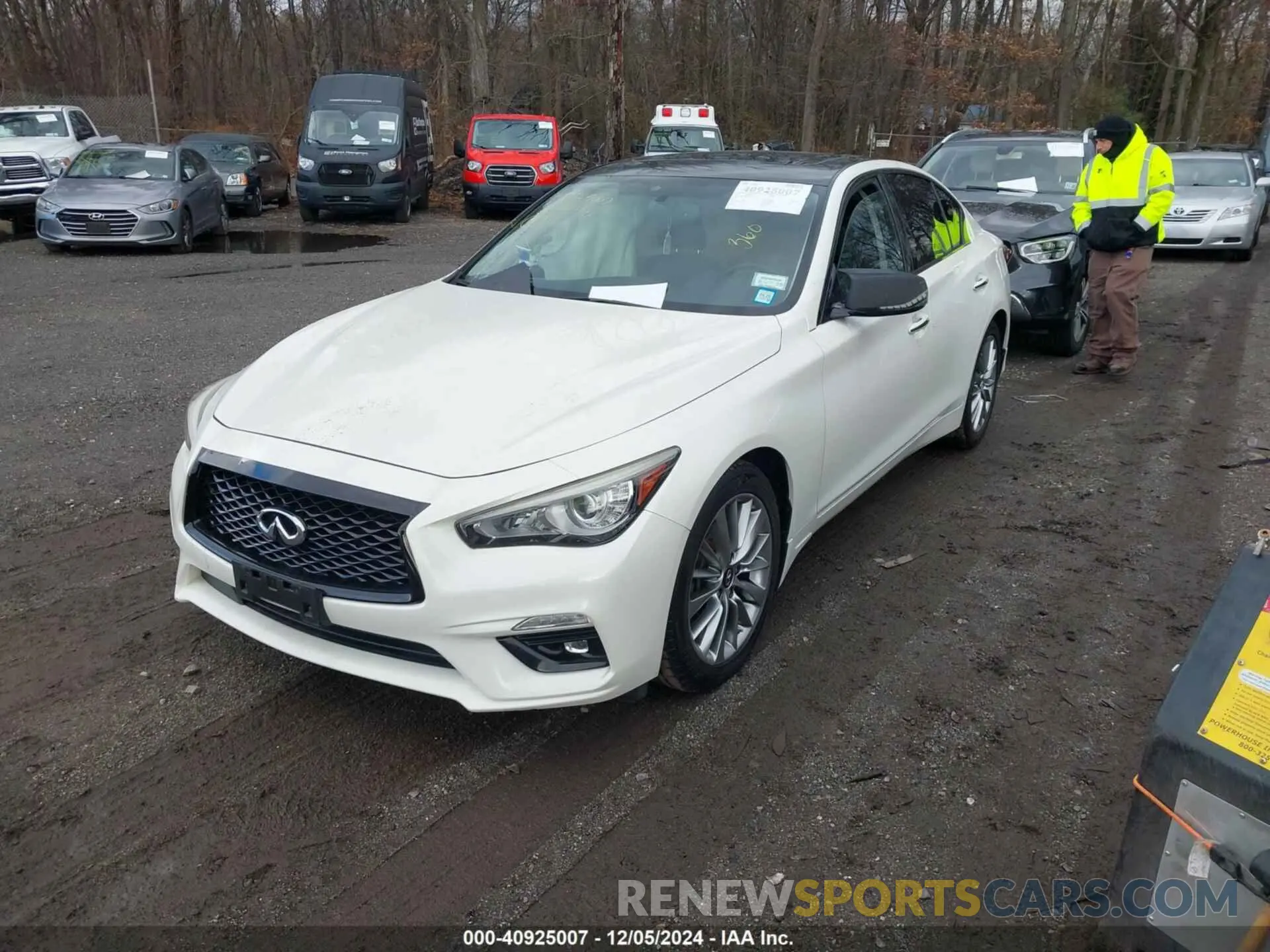 2 Фотография поврежденного автомобиля JN1EV7AR4KM550216 INFINITI Q50 2019
