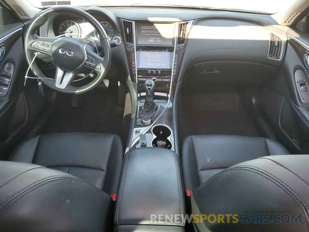 8 Photograph of a damaged car JN1EV7AR4KM554346 INFINITI Q50 2019